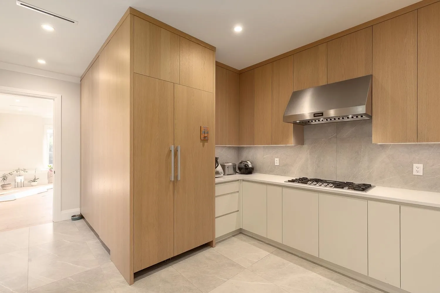 5747 Newton Wynd