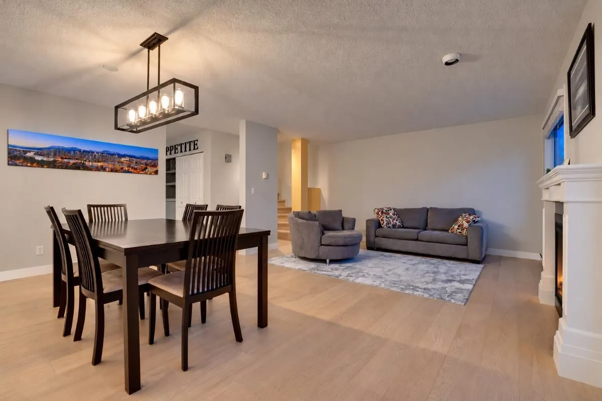 223 E Keith Road #304