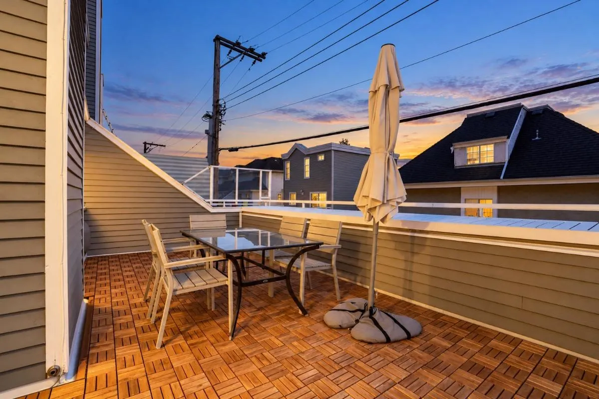 223 E Keith Road #304