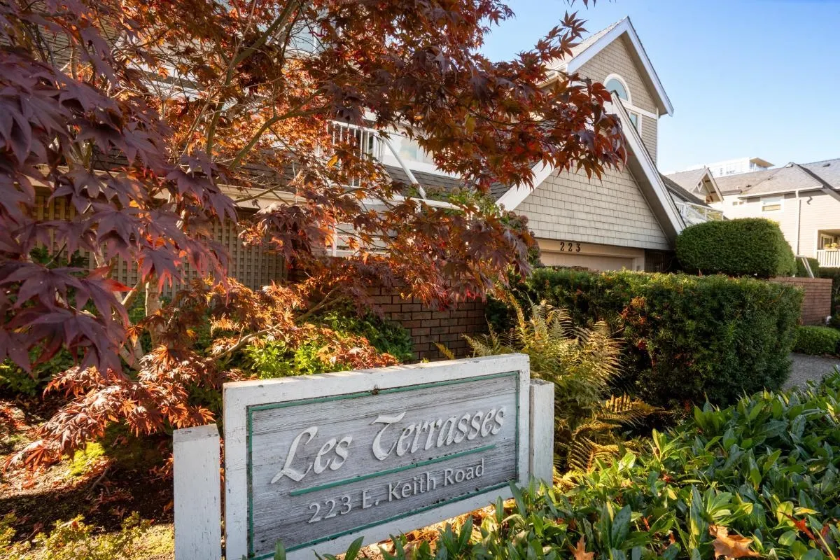 223 E Keith Road #304