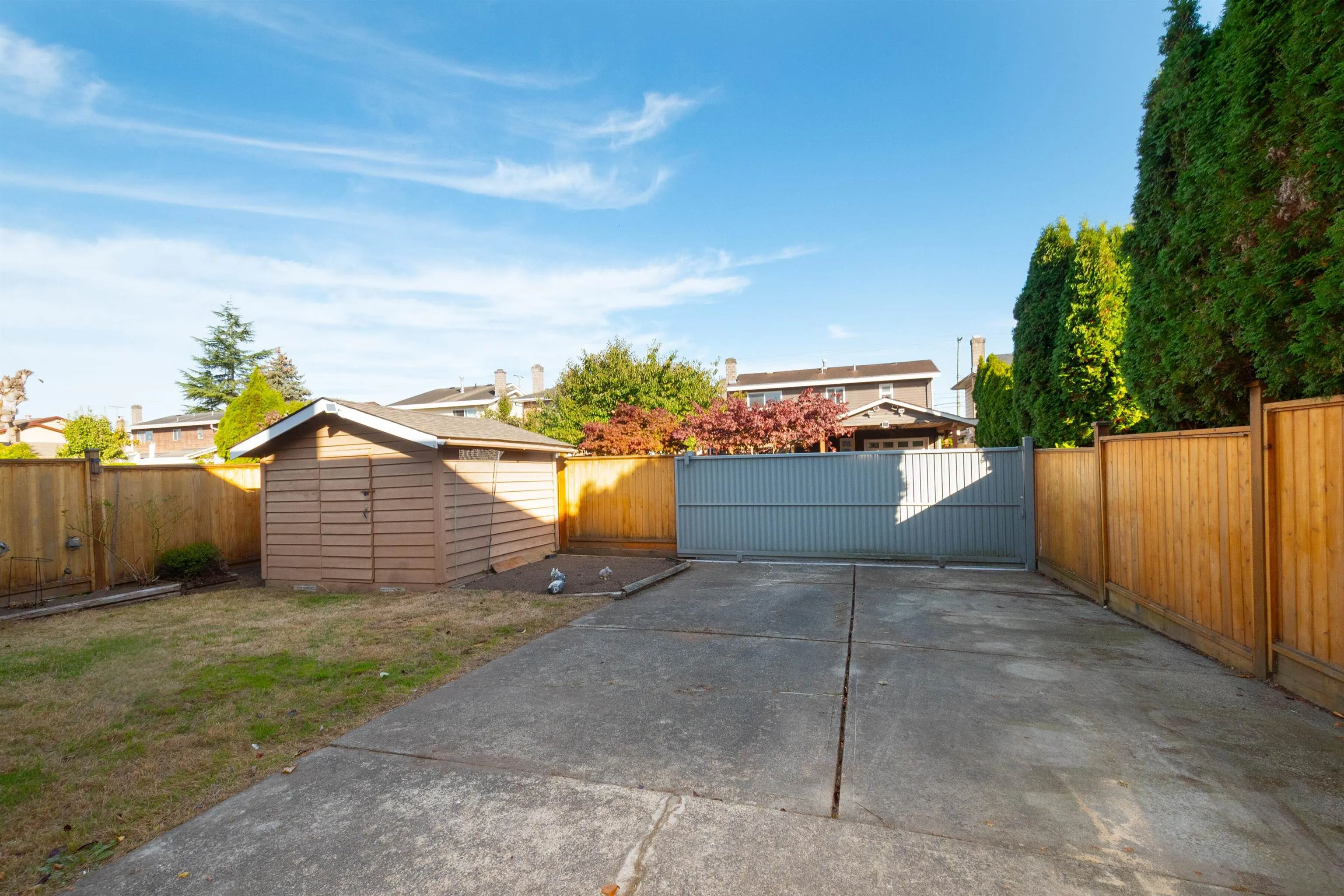 9866 Ashwood Drive