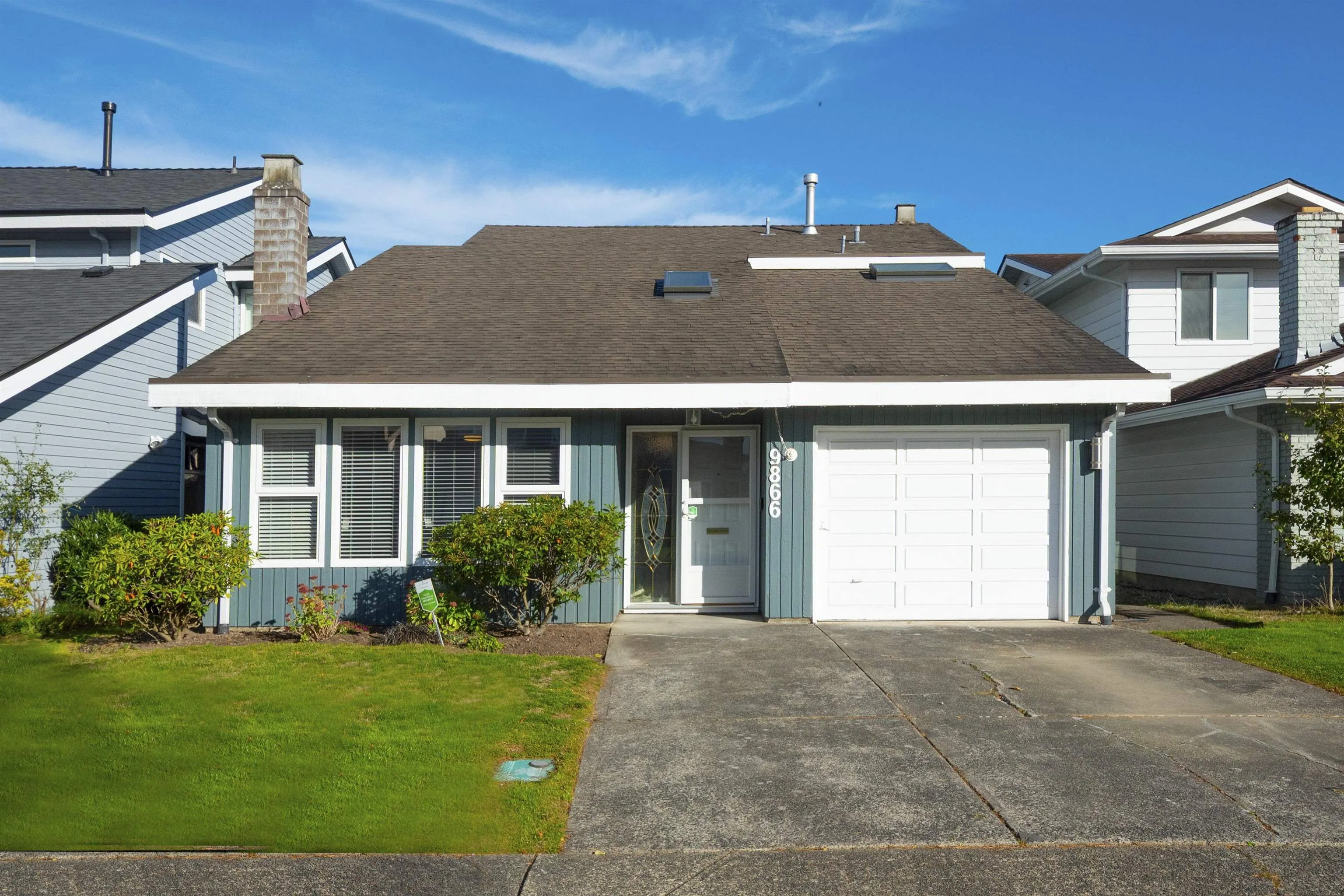 9866 Ashwood Drive