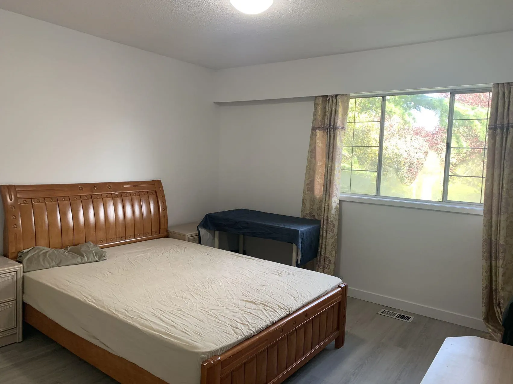 8540 Rosemary Ave #Upper/Downstair