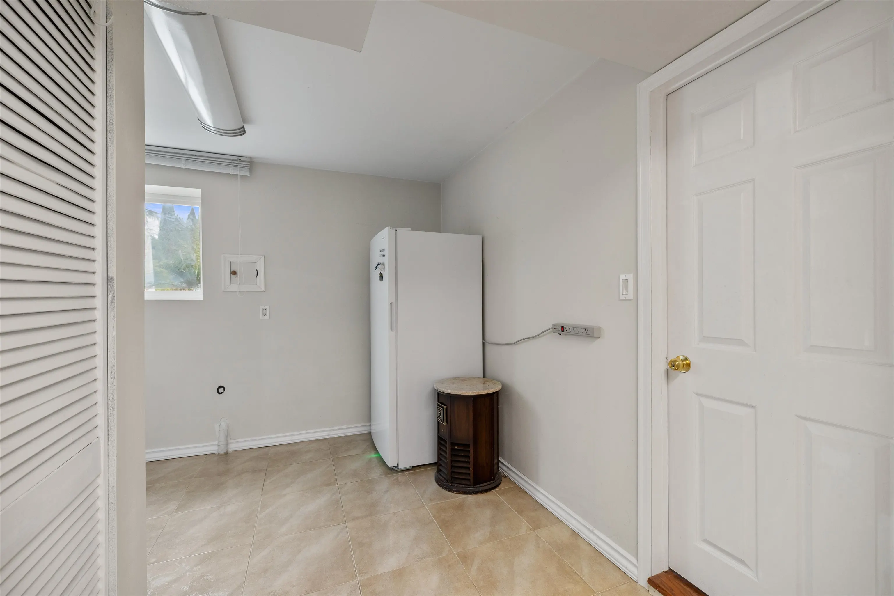 3965 Lister Court