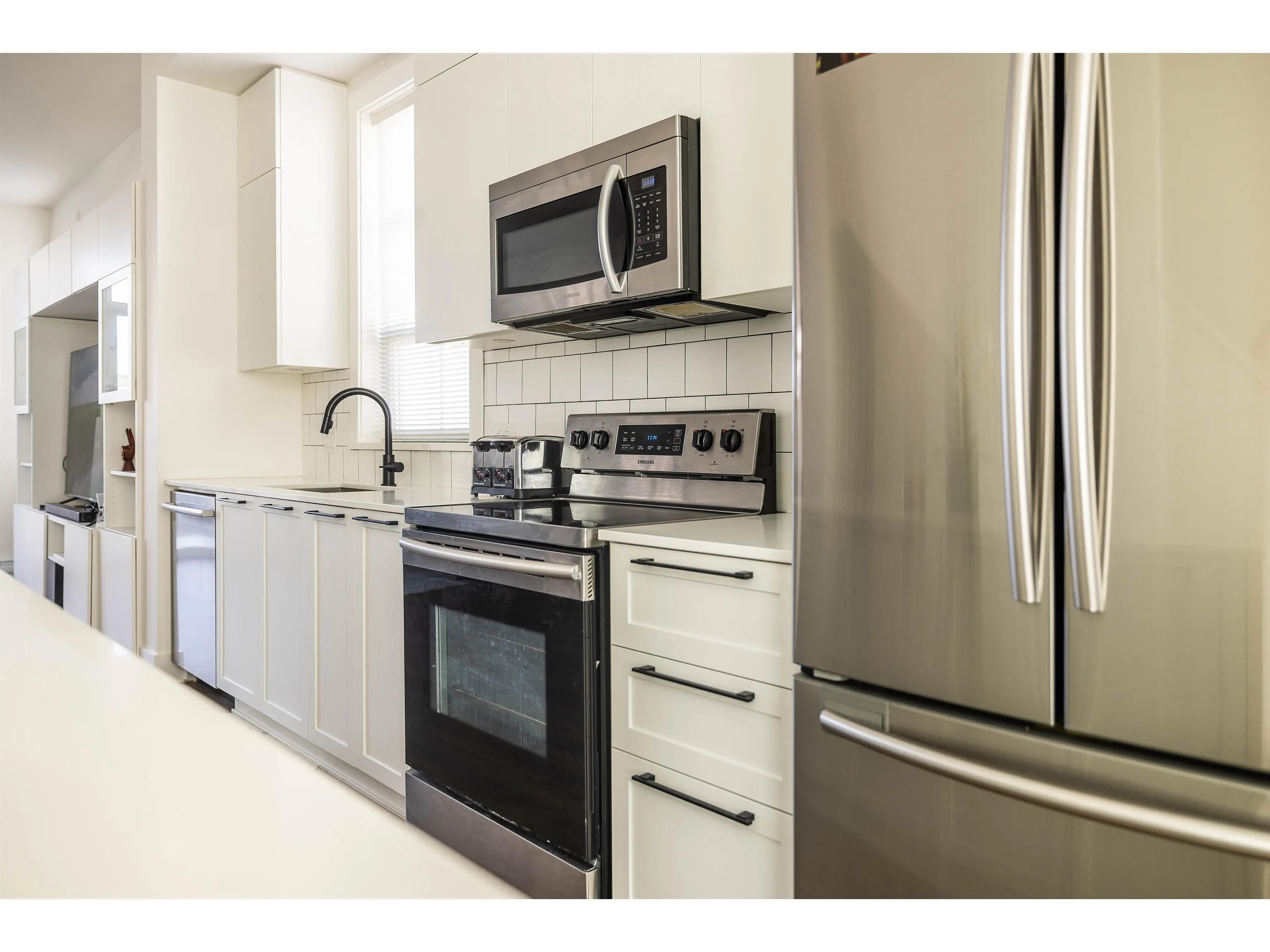 2838 Livingstone Avenue #19