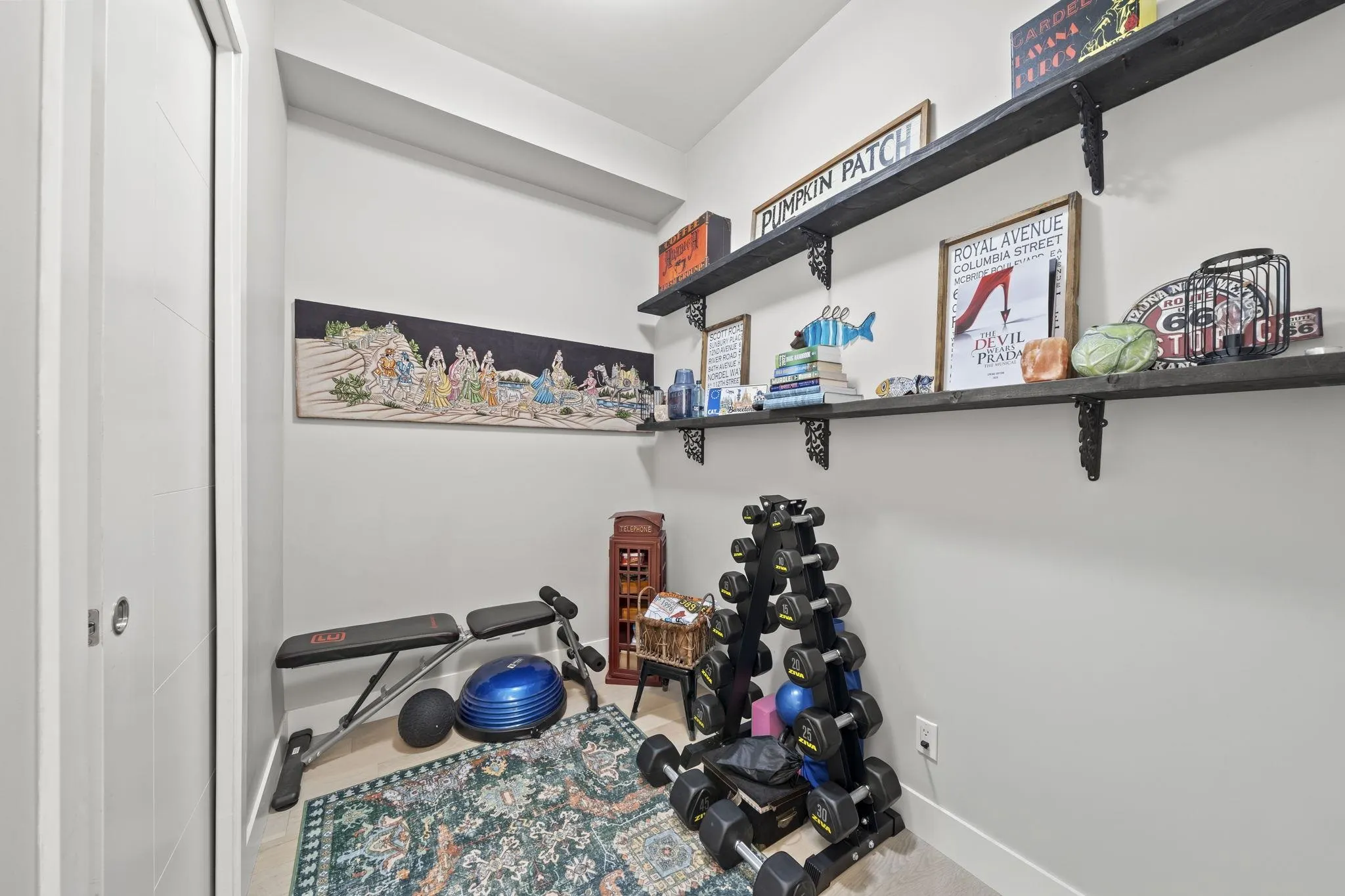 262 Salter Street #206