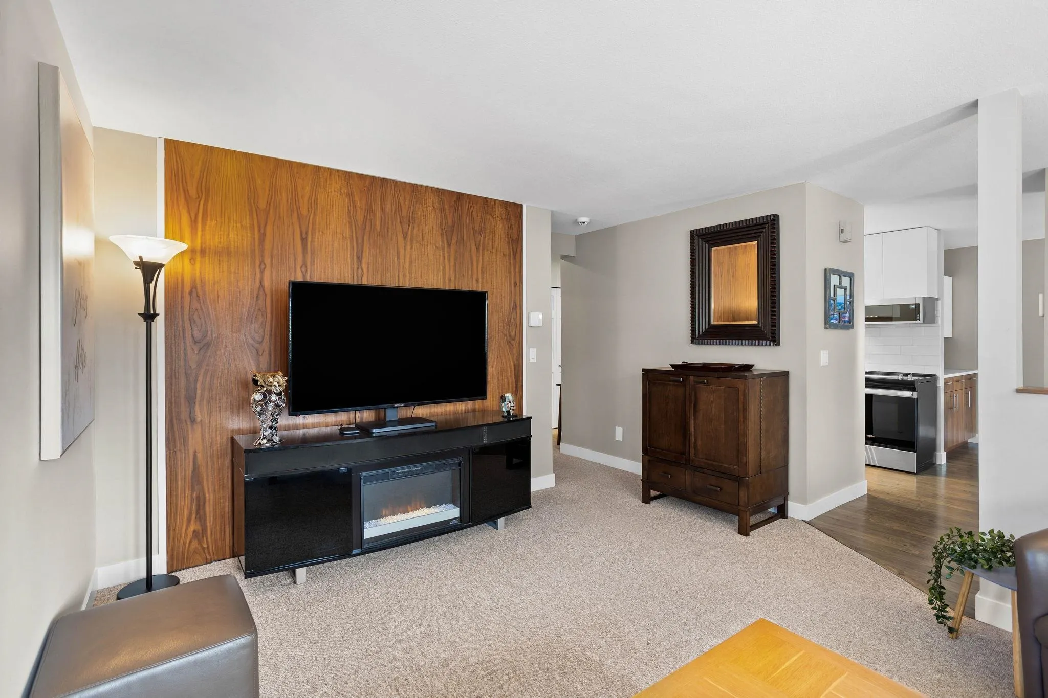 20554 118 Avenue #44