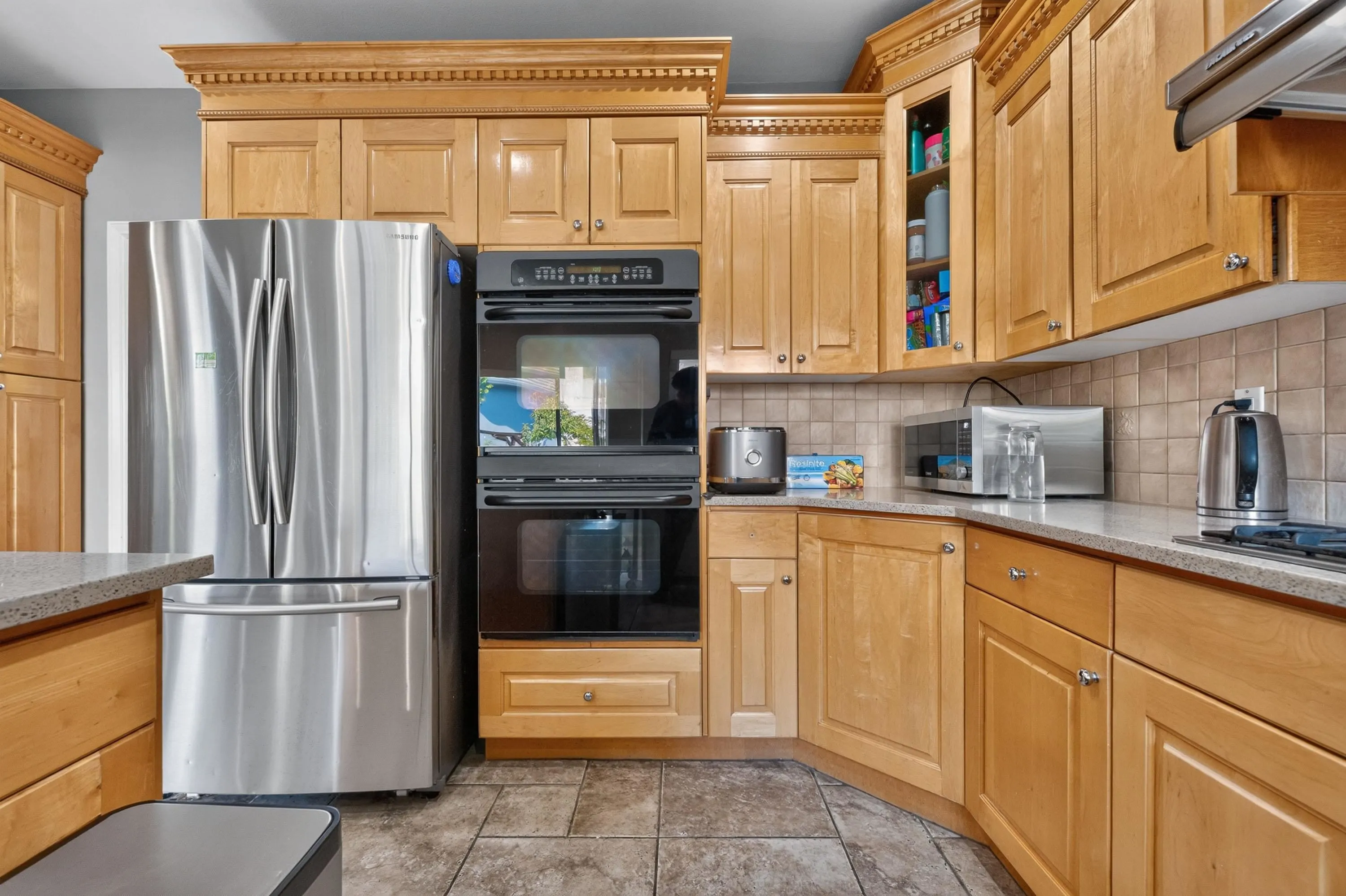 15805 111a Avenue