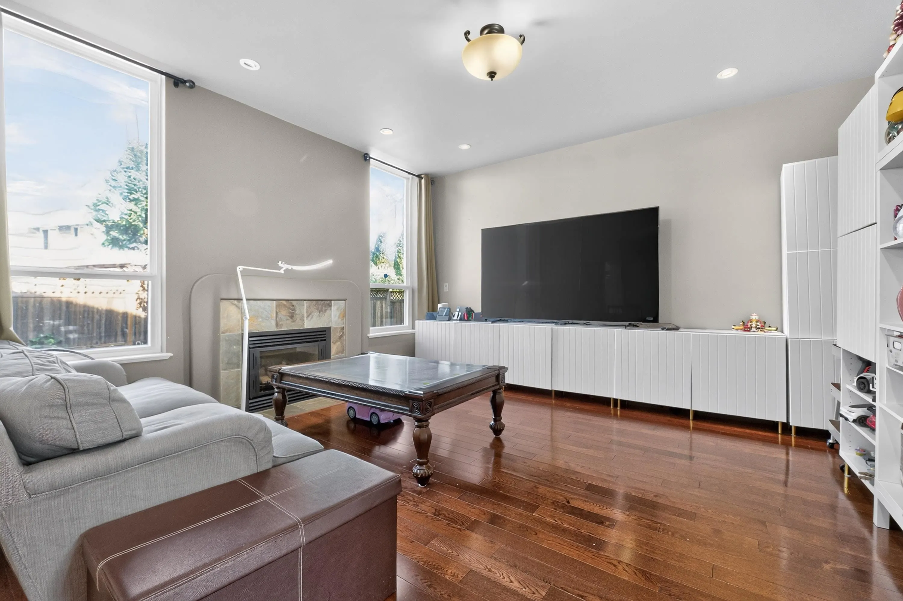 15805 111a Avenue