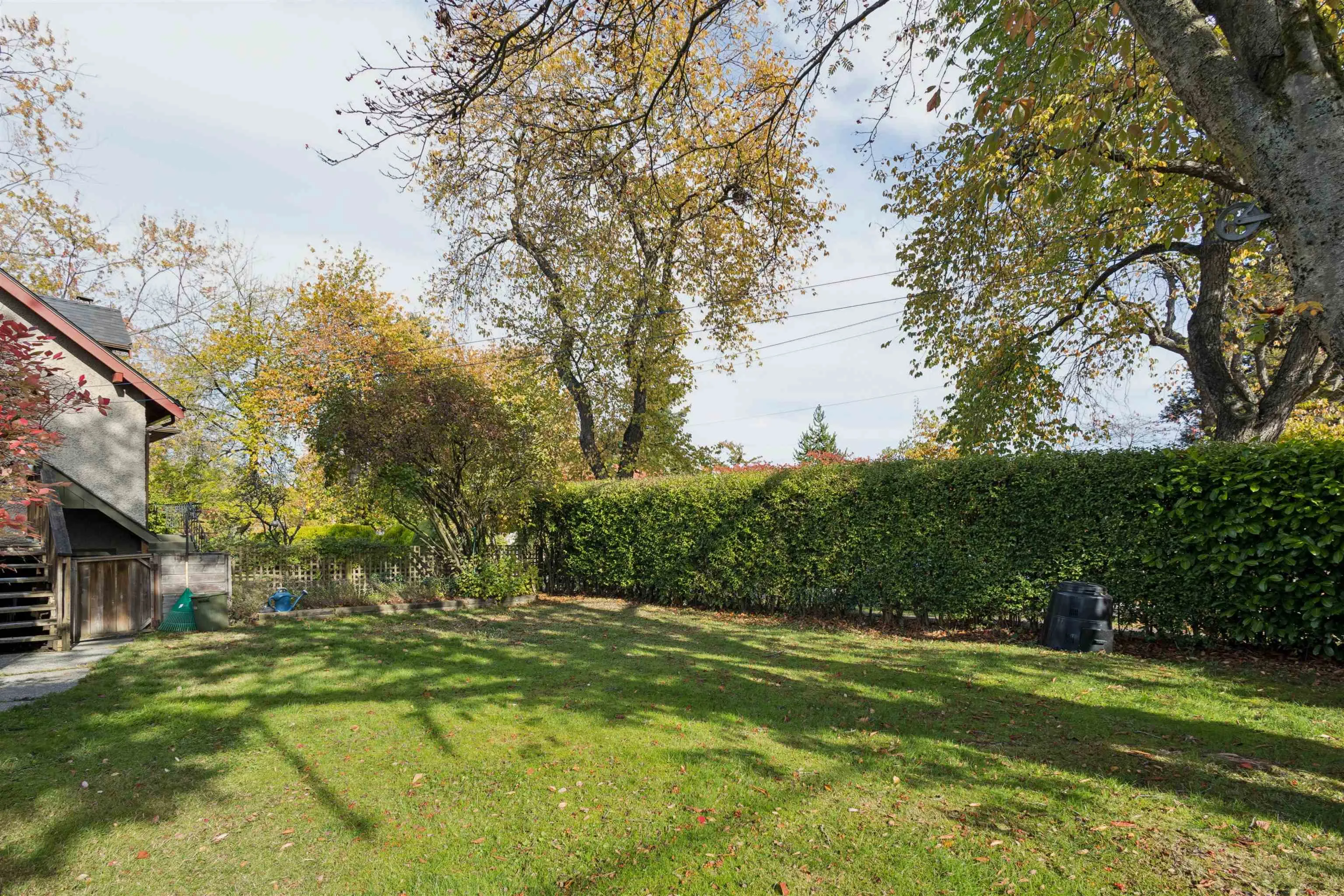 75 N Slocan Street