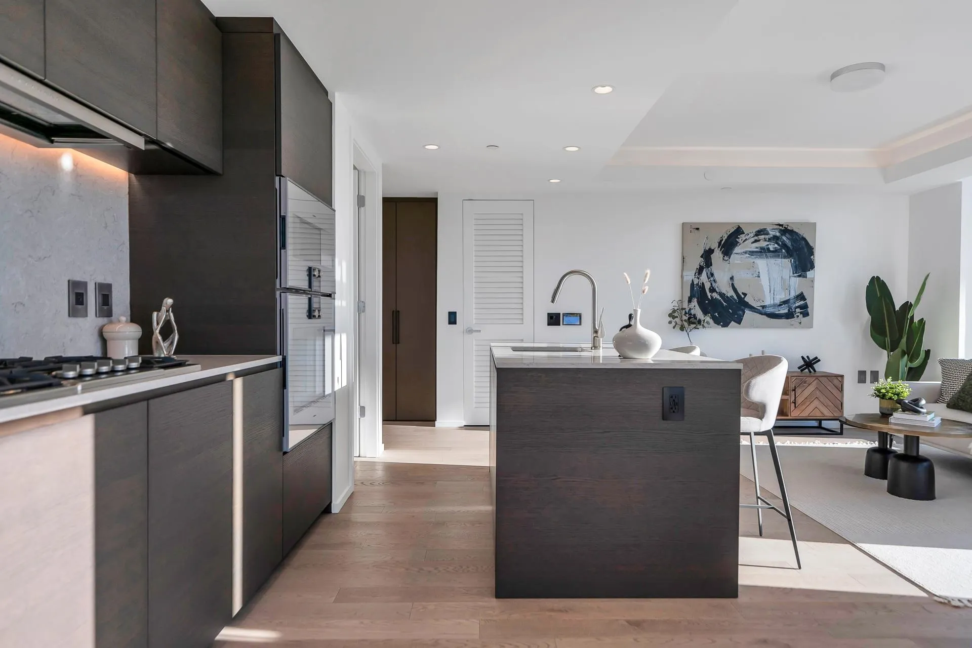 1482 Robson Street #1106