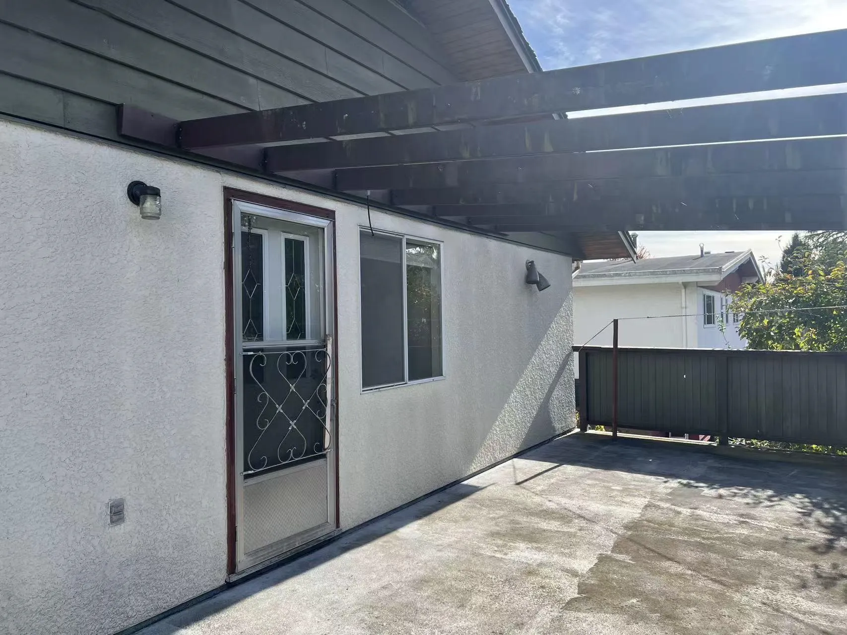 9040 Glenallan Gate
