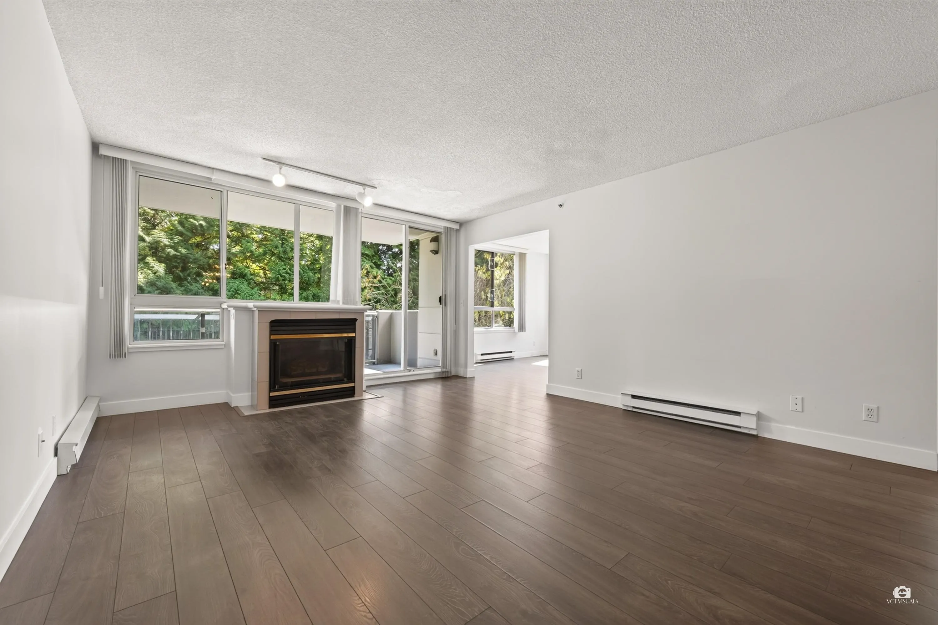 555 Austin Avenue #204
