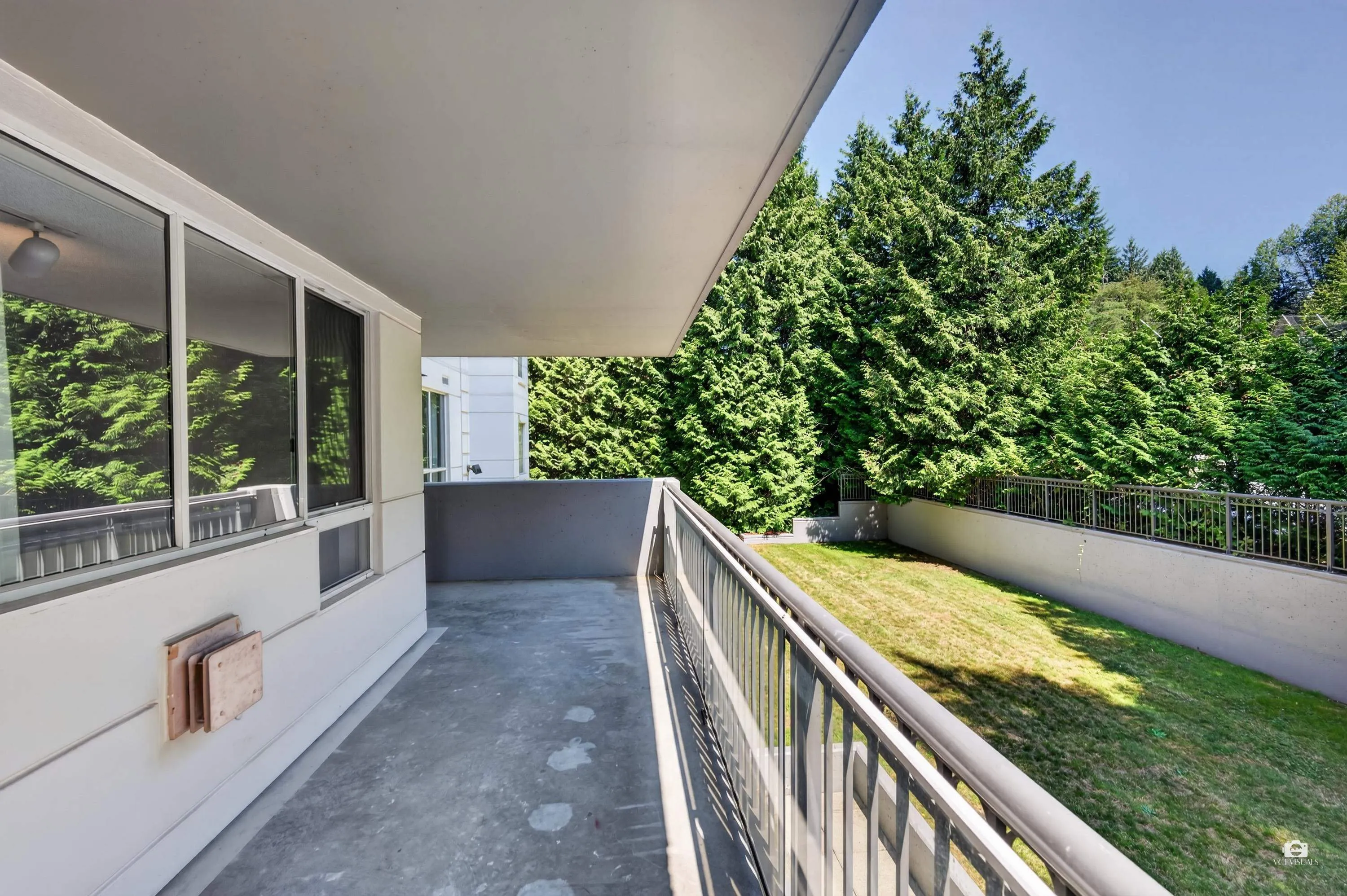 555 Austin Avenue #204