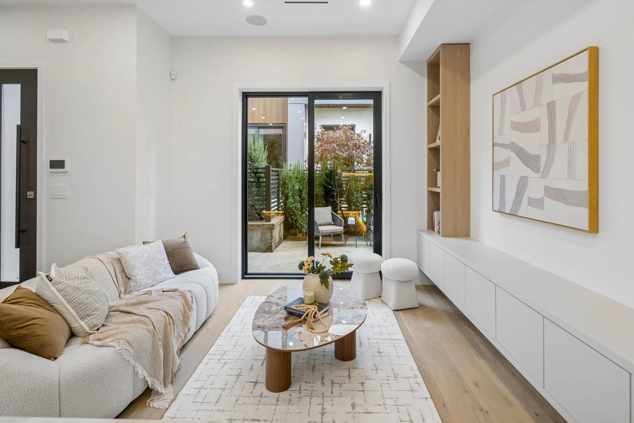 934 W 57th Avenue