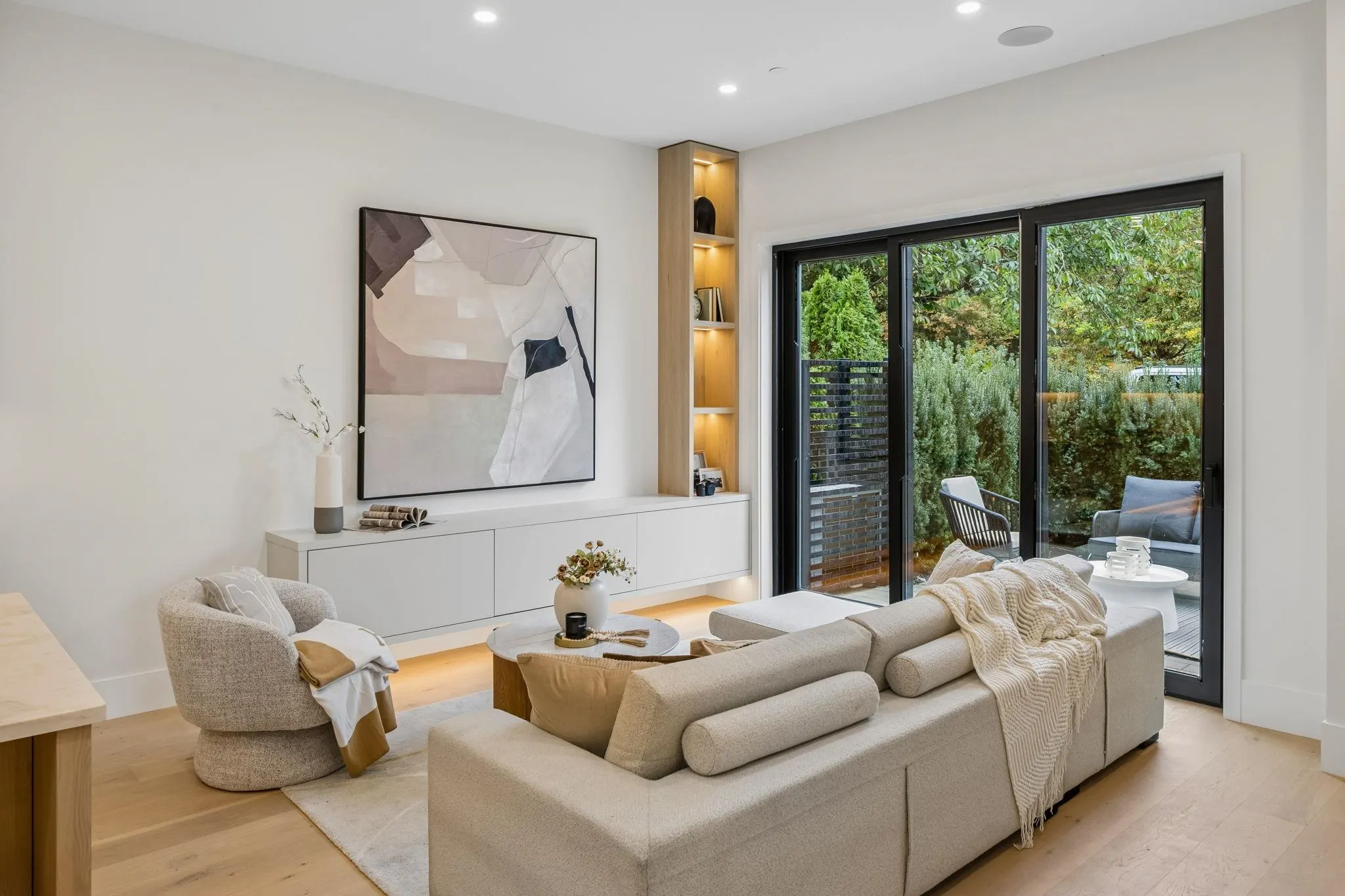936 W 57th Avenue #2