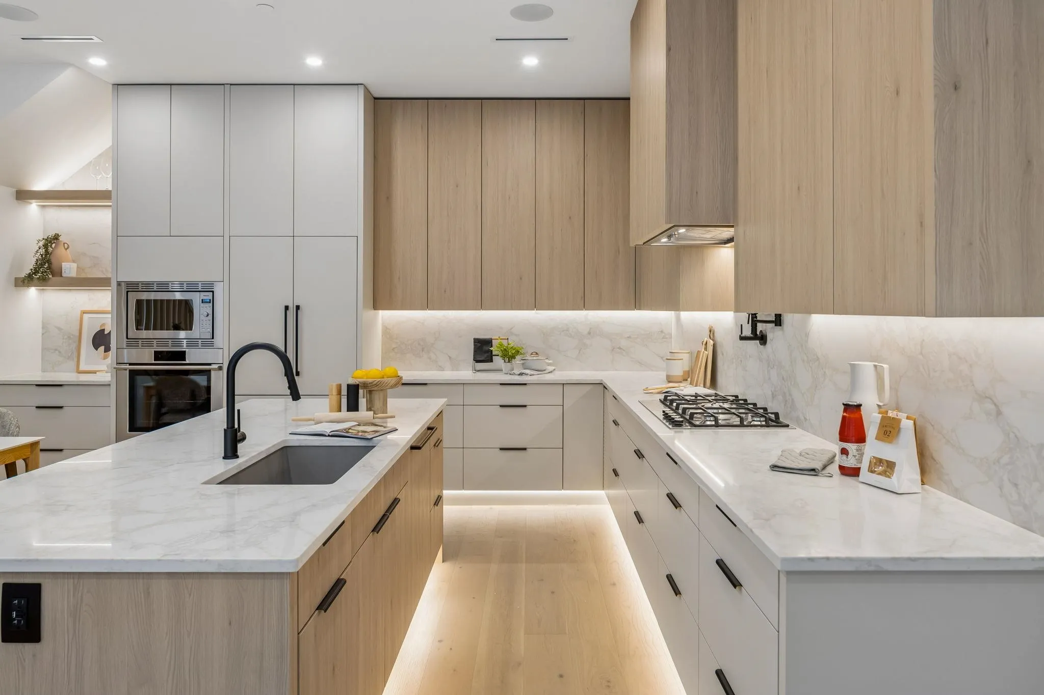 936 W 57th Avenue #2