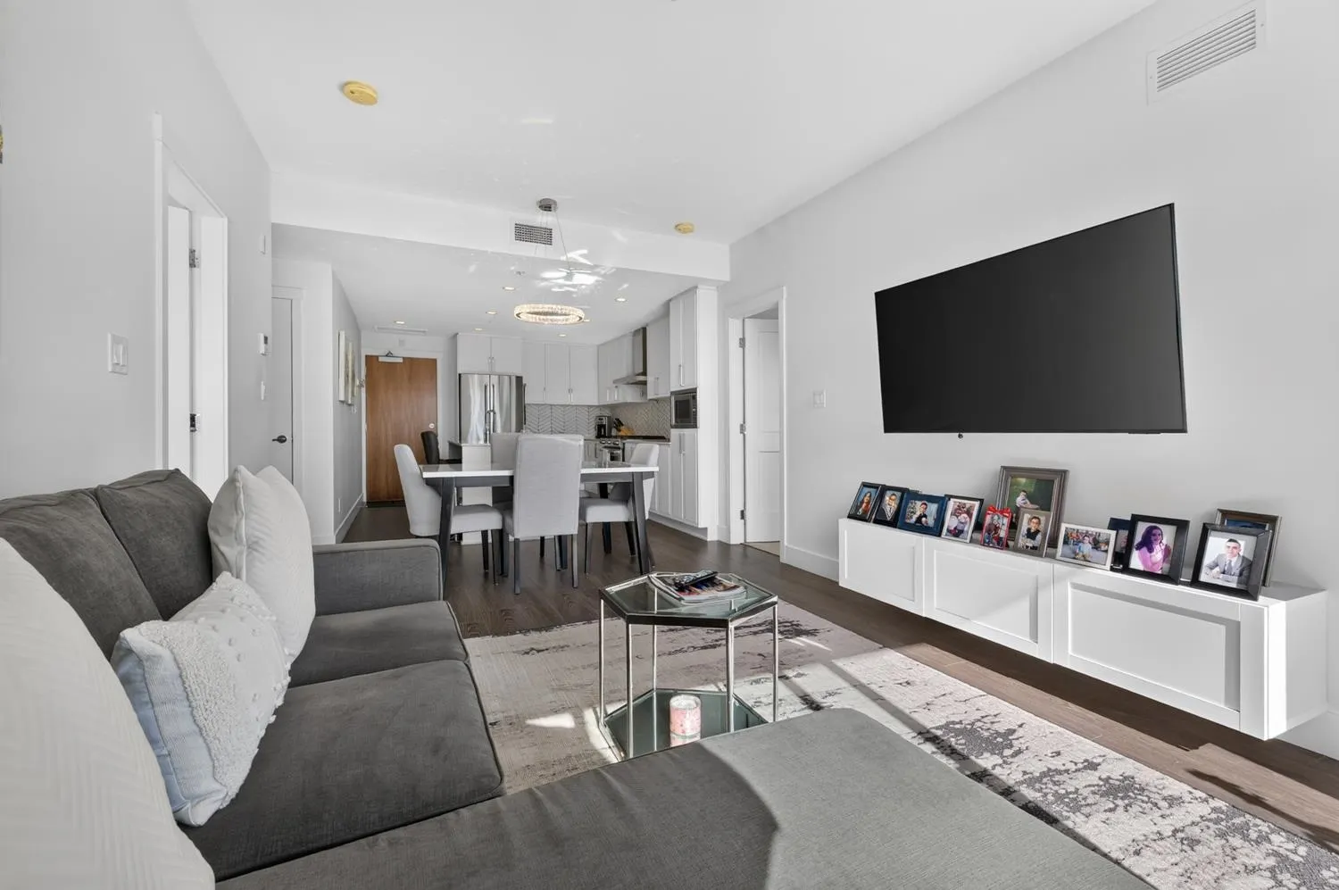 4477 Hastings Street #508