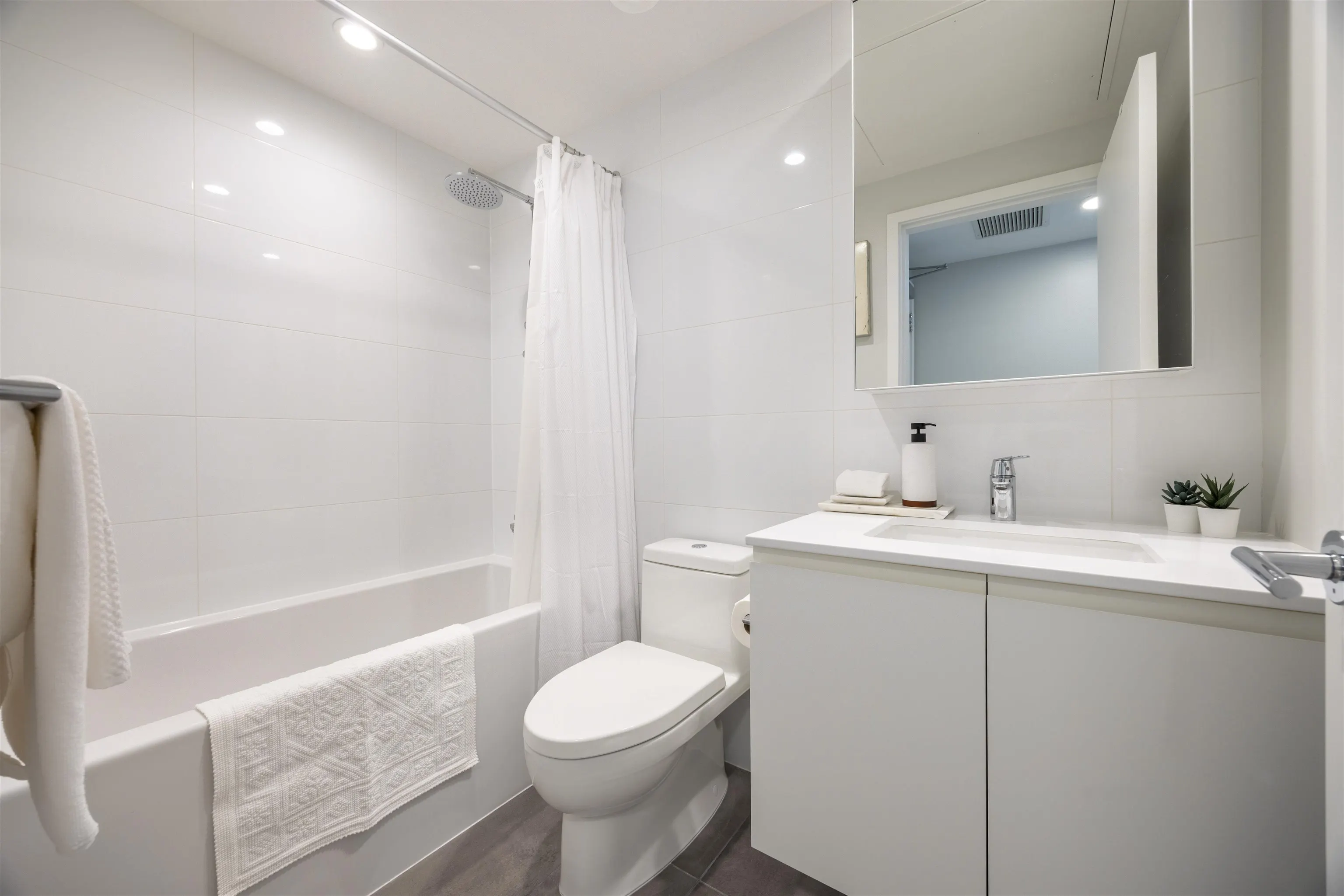 3888 Evergreen Place #2606