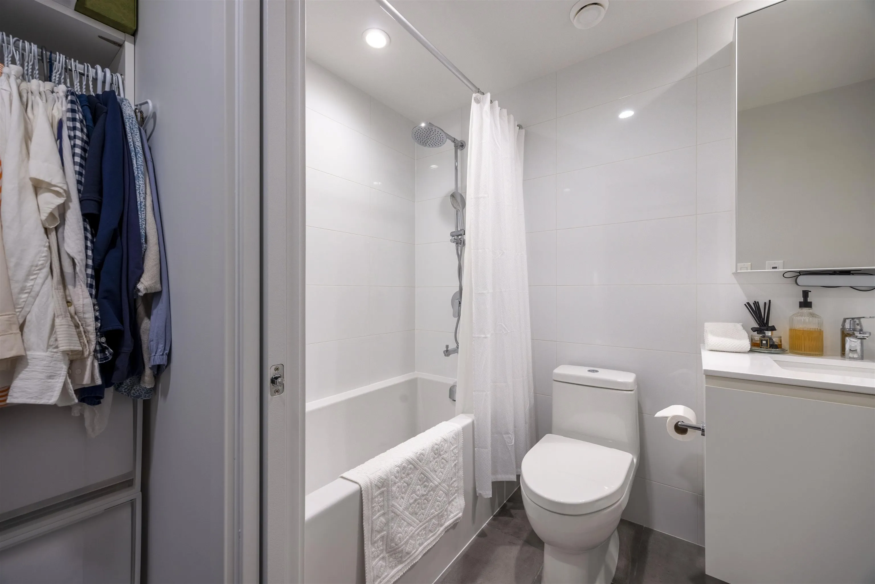 3888 Evergreen Place #2606