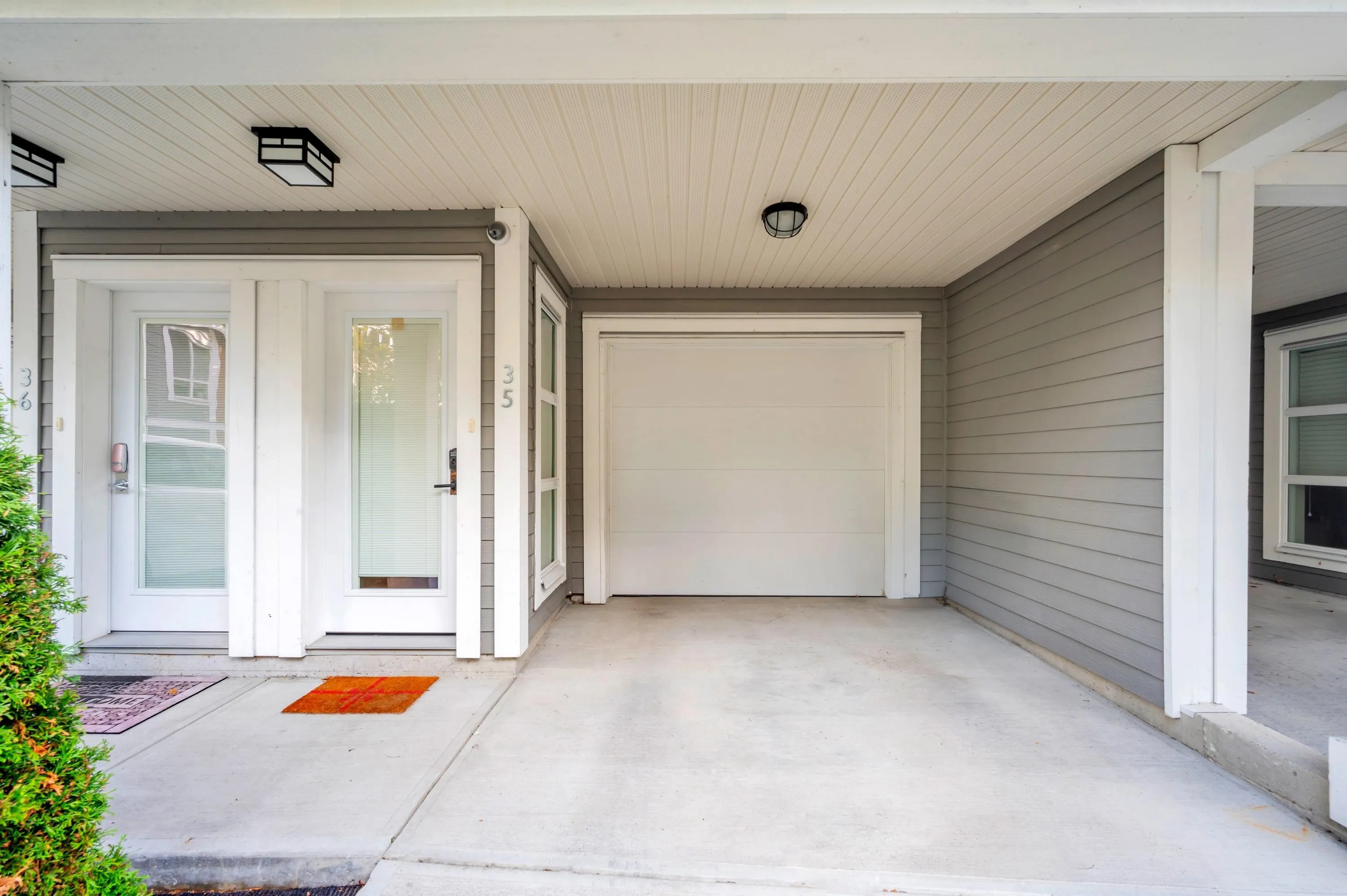 20857 77a Avenue #35