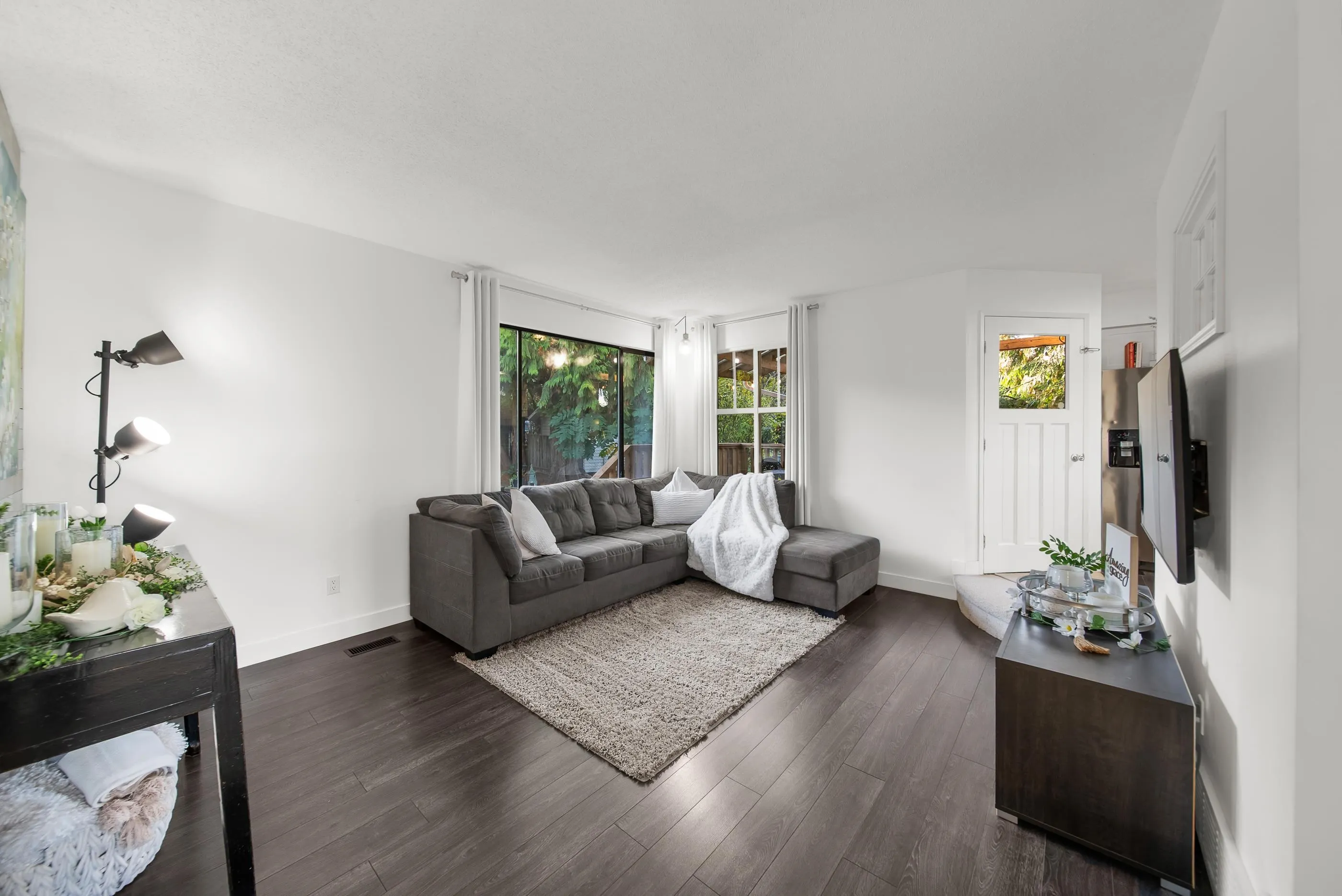 2734 Valemont Crescent