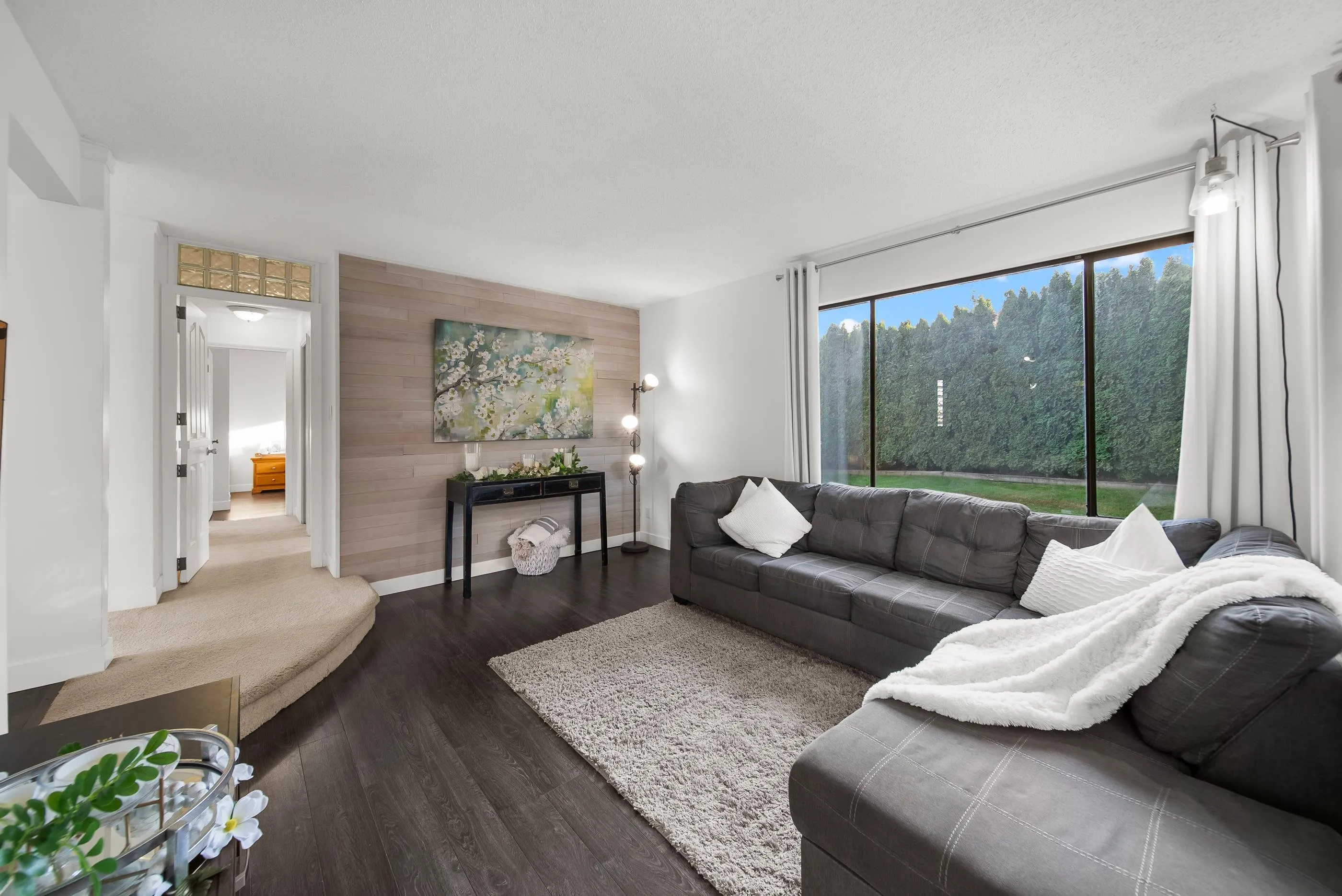 2734 Valemont Crescent