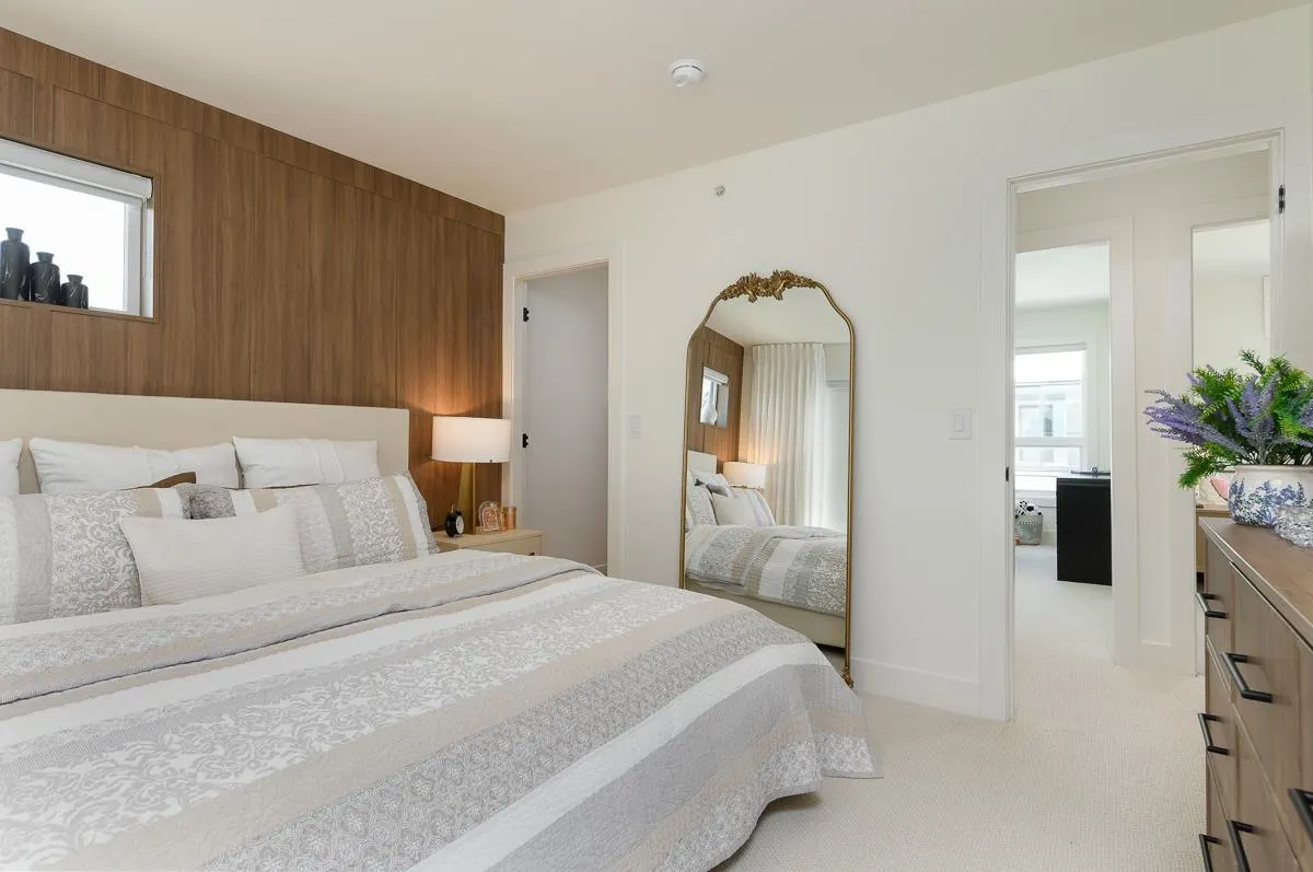 7574 207 Street #8