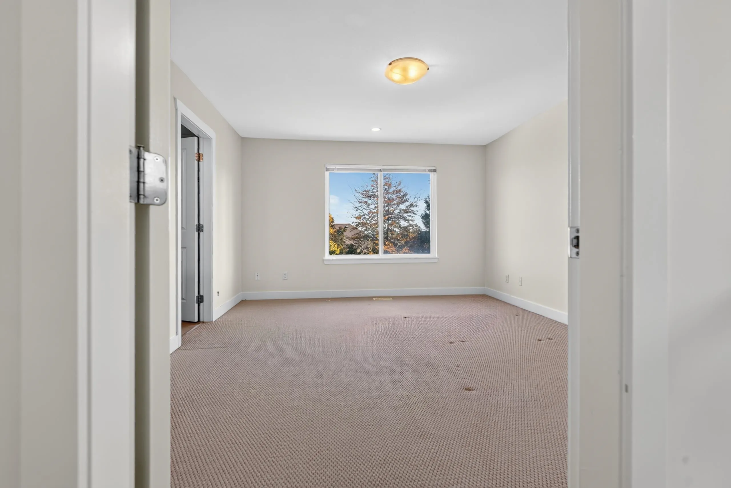6110 150 Street