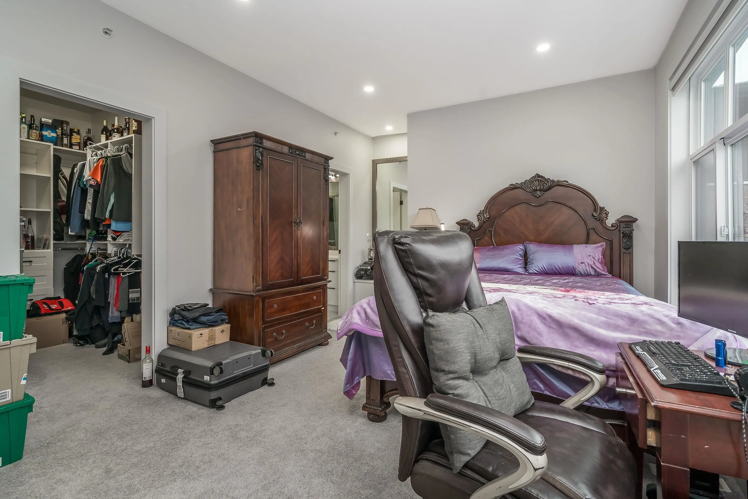 36725 Carl Creek Crescent