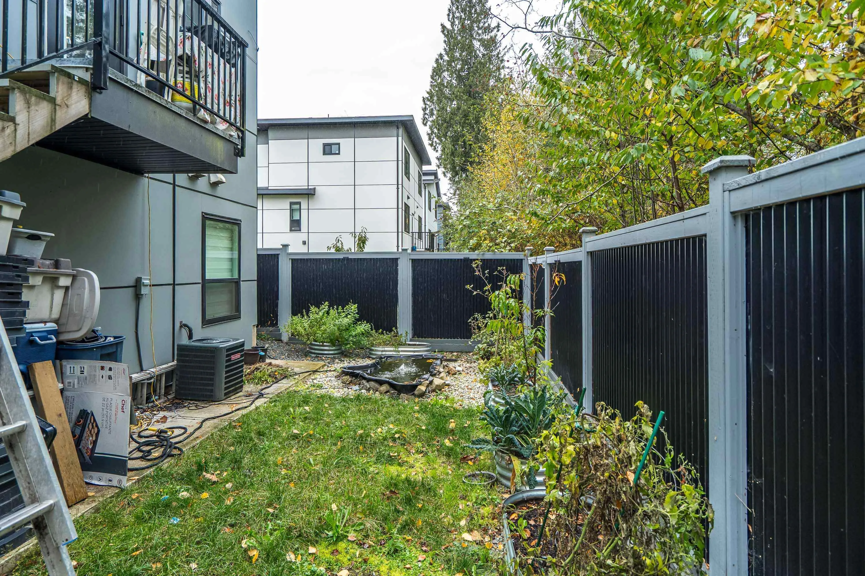36725 Carl Creek Crescent