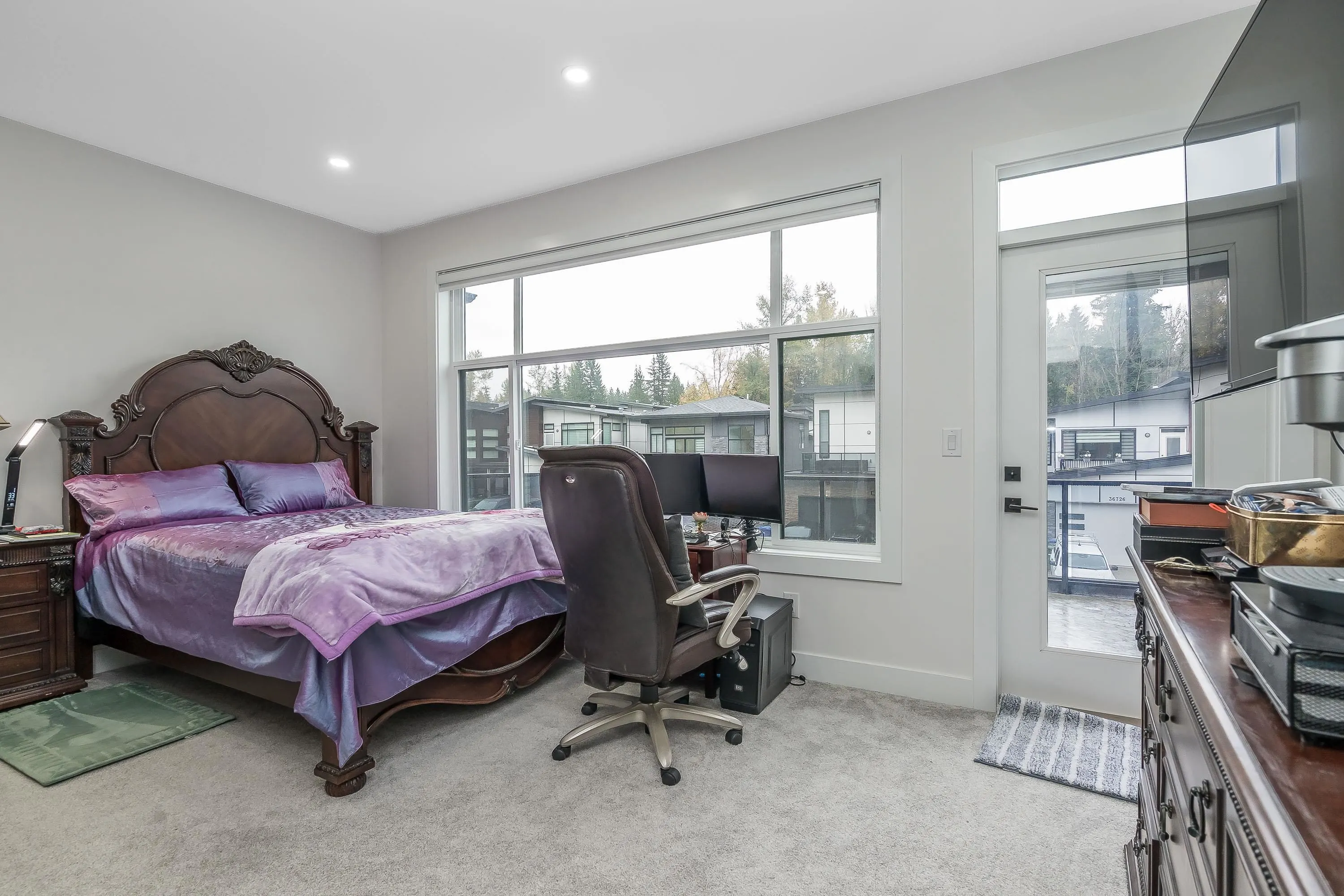 36725 Carl Creek Crescent
