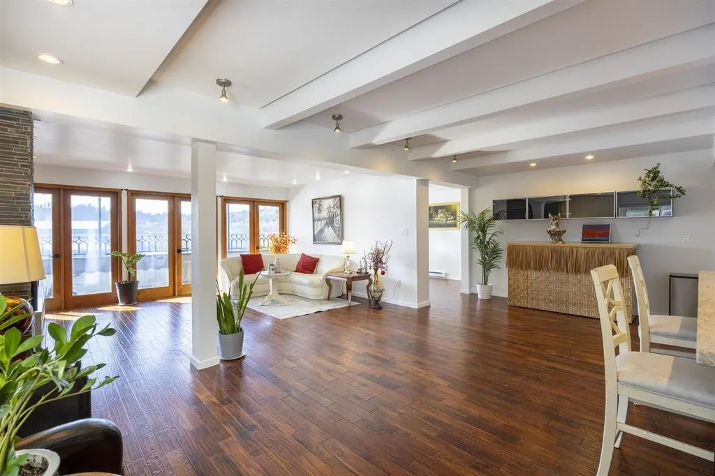 936 Alderside Road