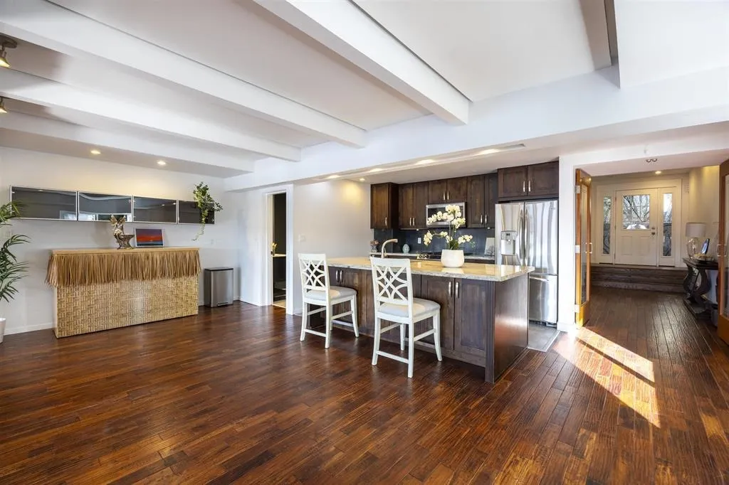 936 Alderside Road