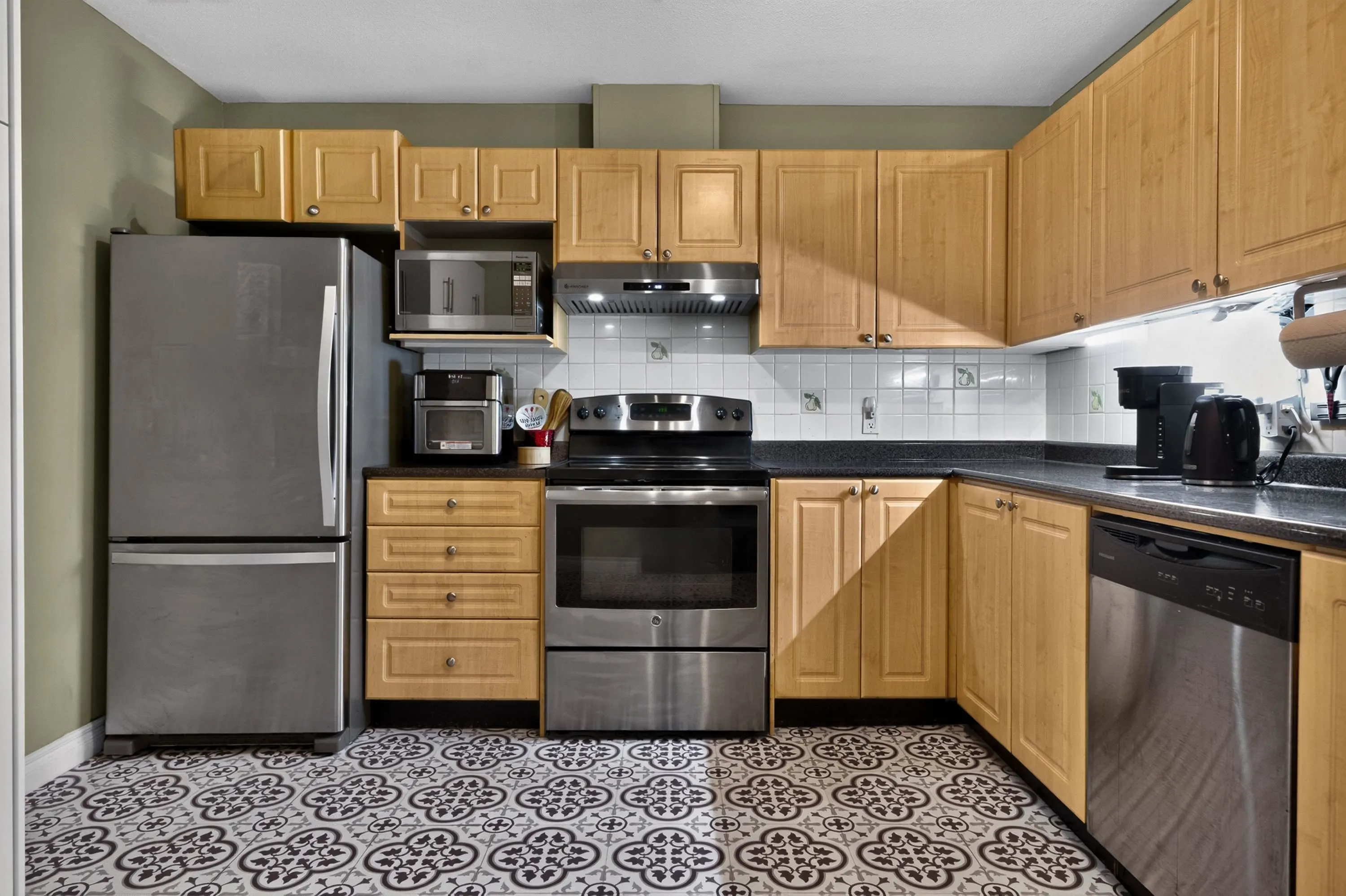 10130 139 Street #202
