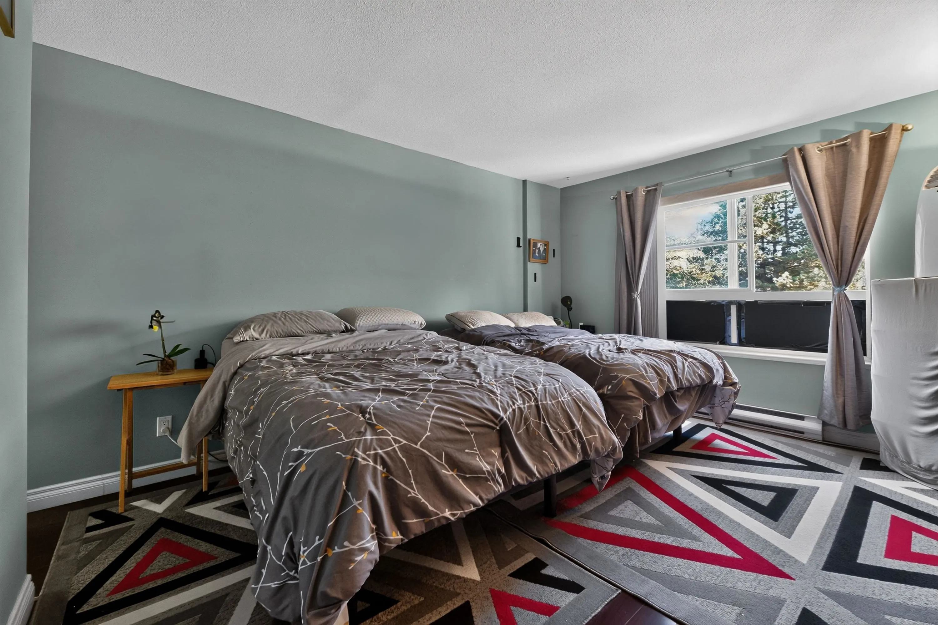 10130 139 Street #202