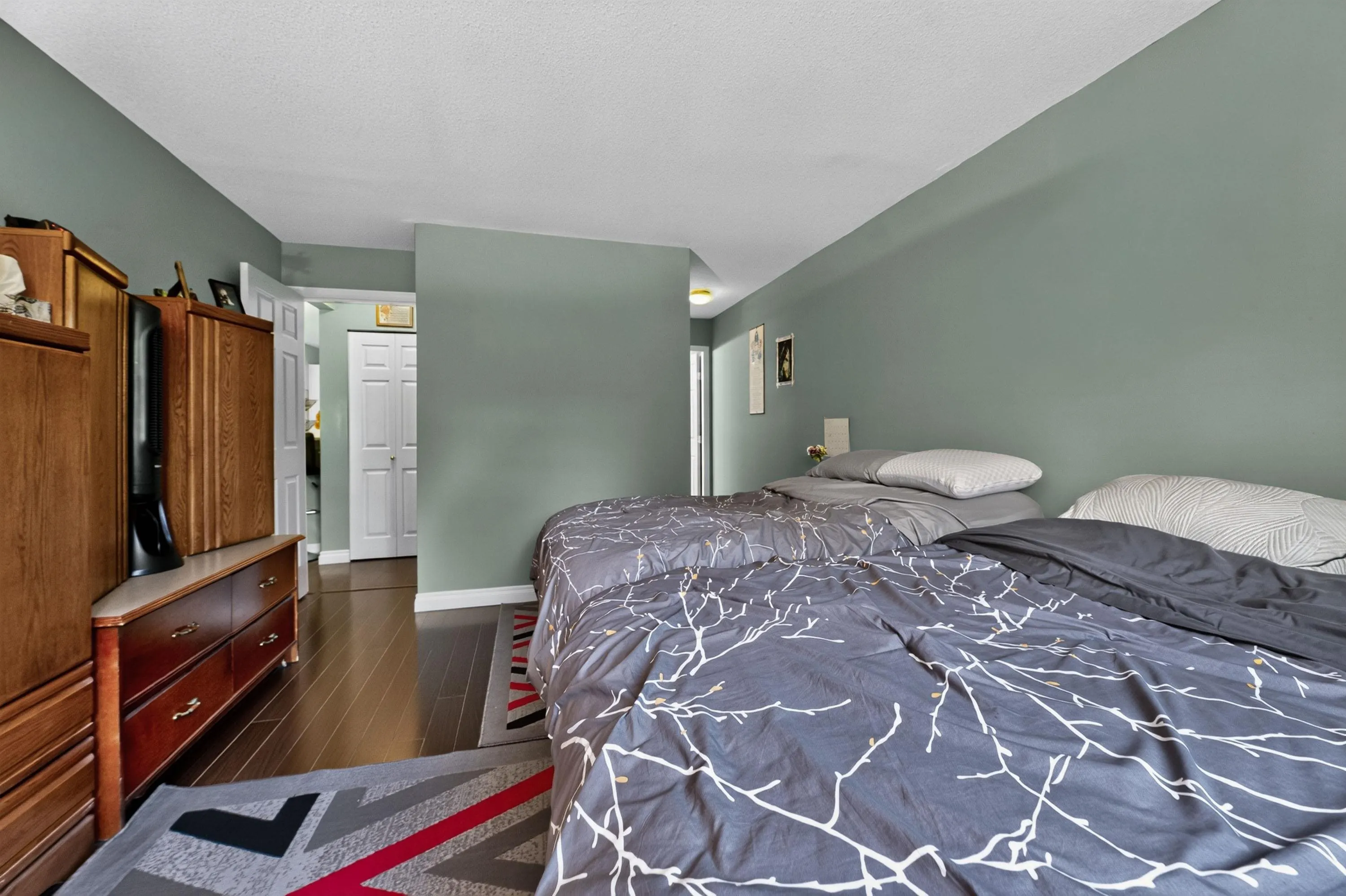 10130 139 Street #202