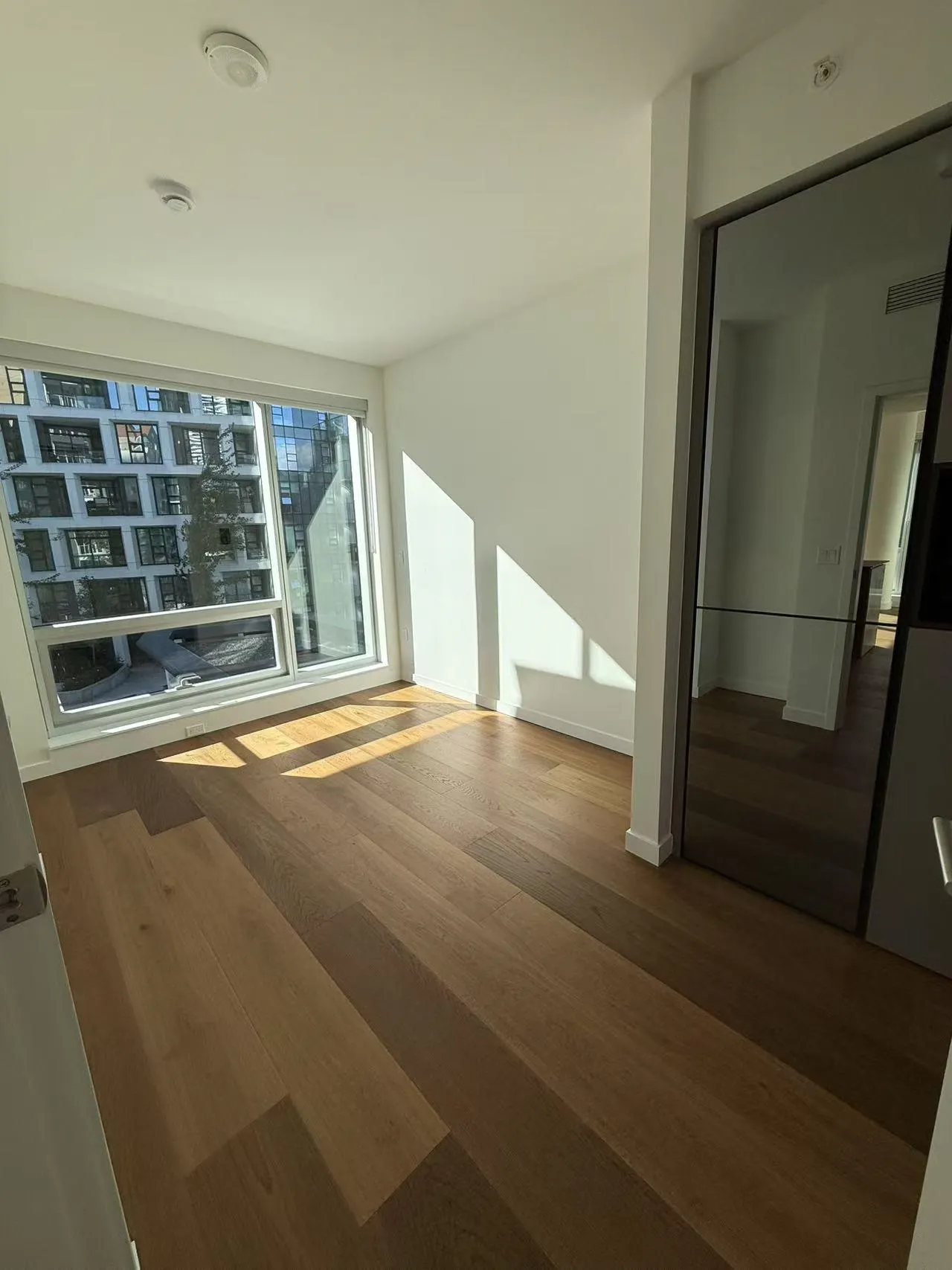 1208 1277 Hornby Street