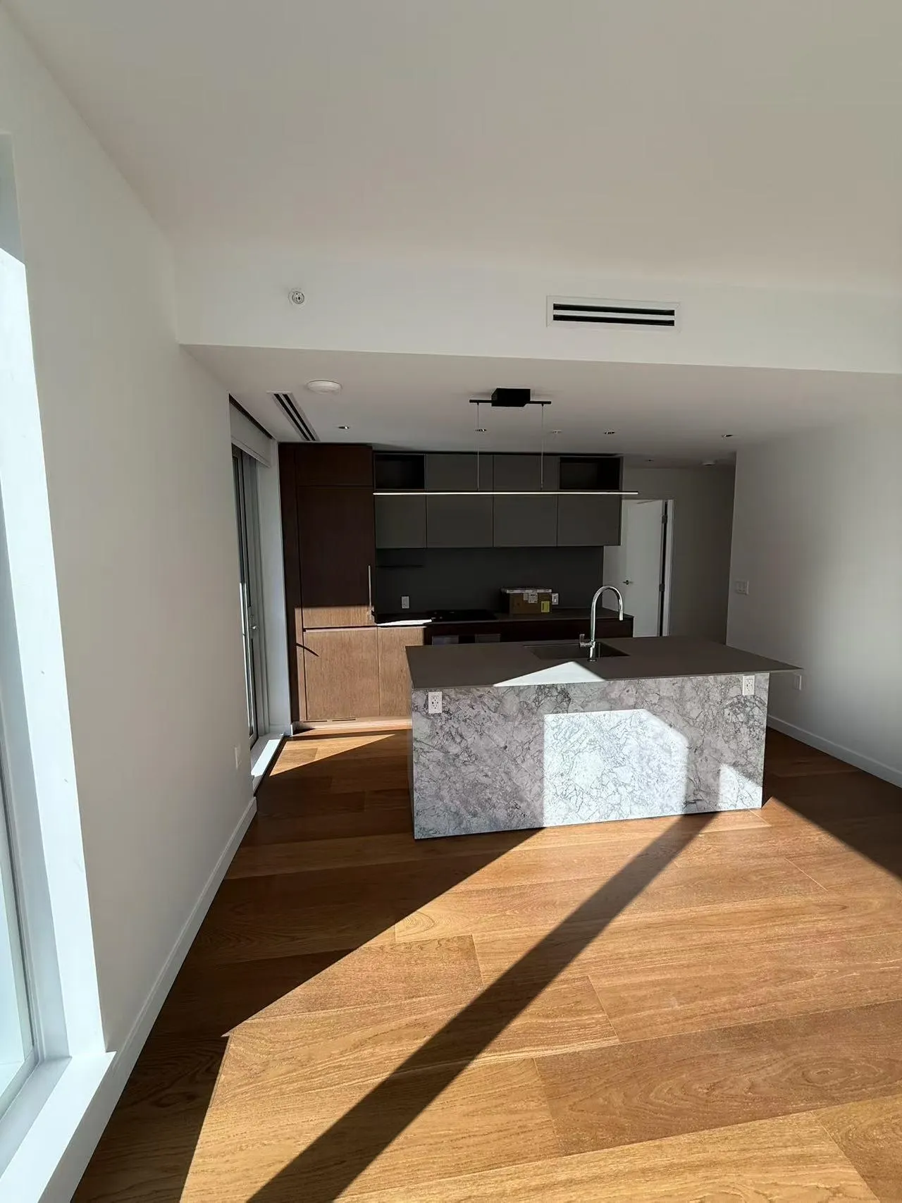 1208 1277 Hornby Street