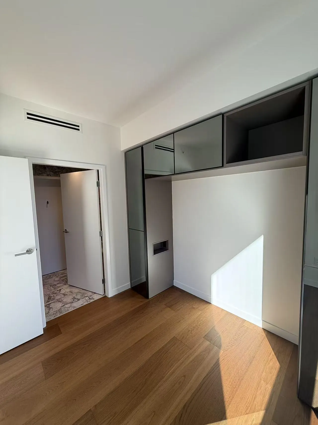 1208 1277 Hornby Street