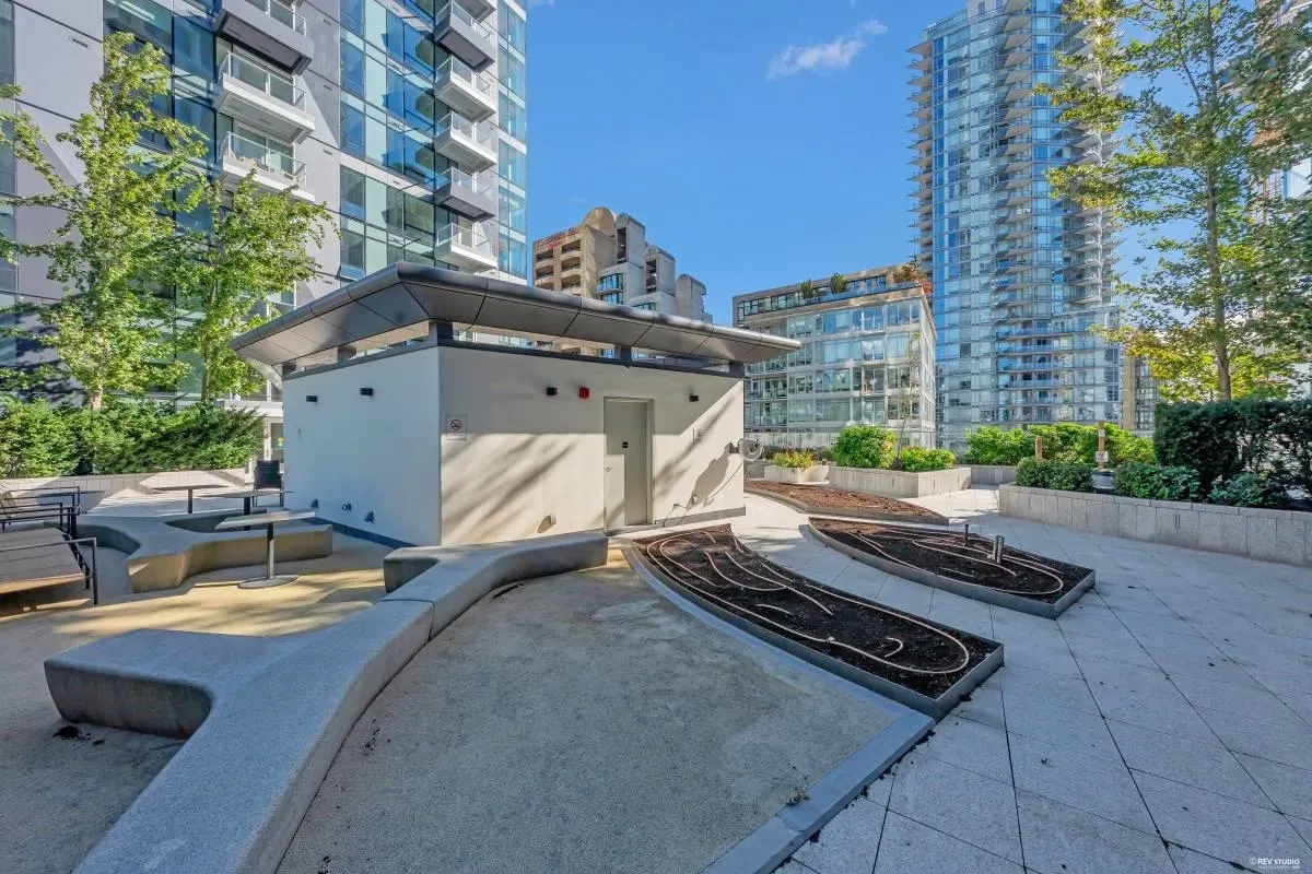 1208 1277 Hornby Street