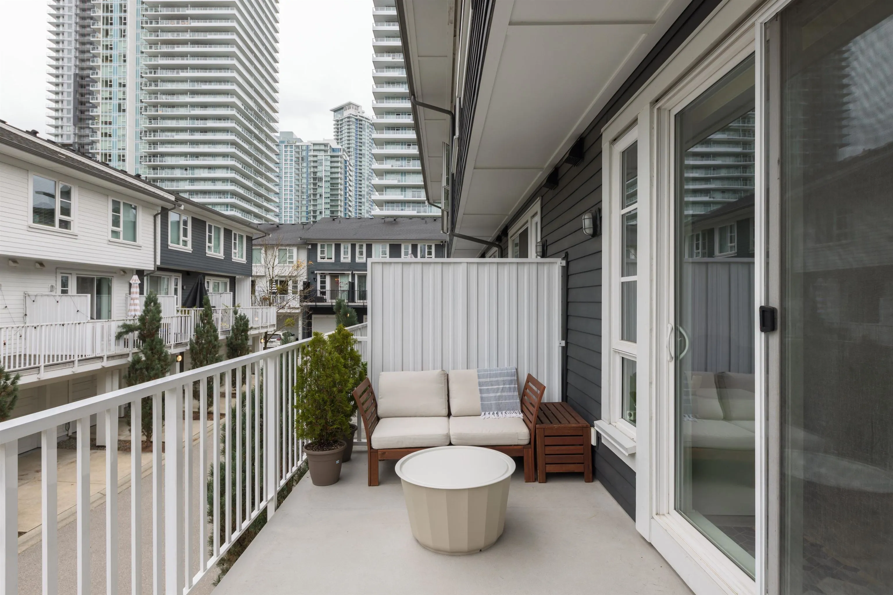 528 Foster Avenue #136