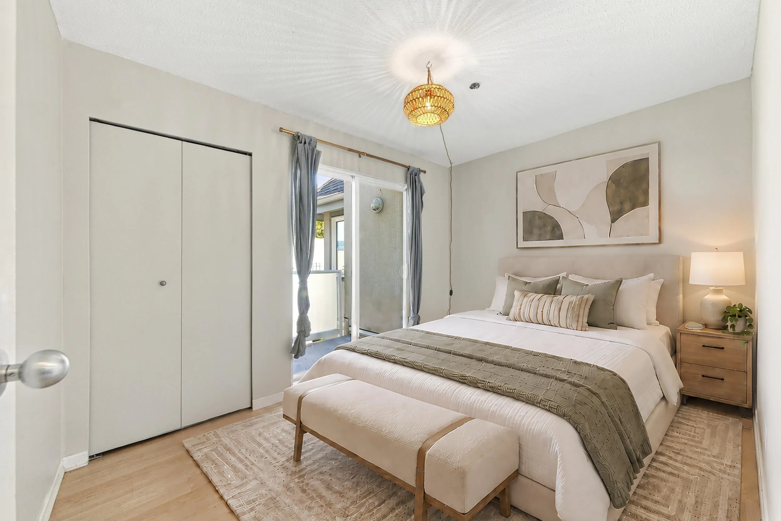 1515 E 6th Avenue #402