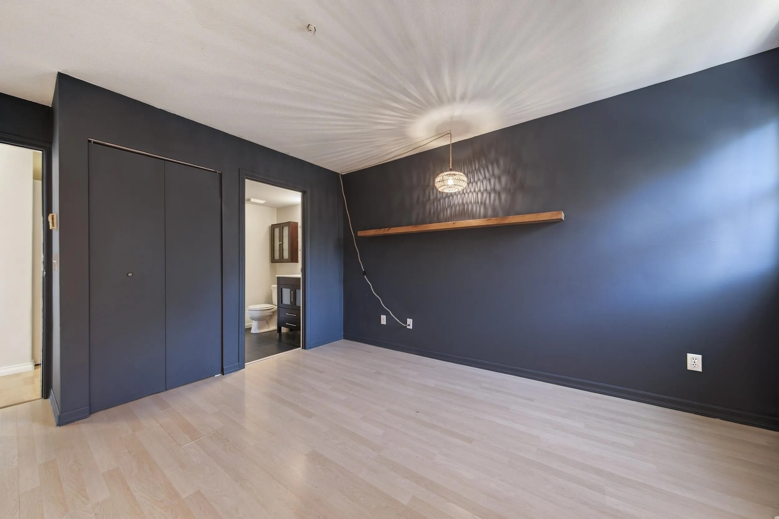 1515 E 6th Avenue #402
