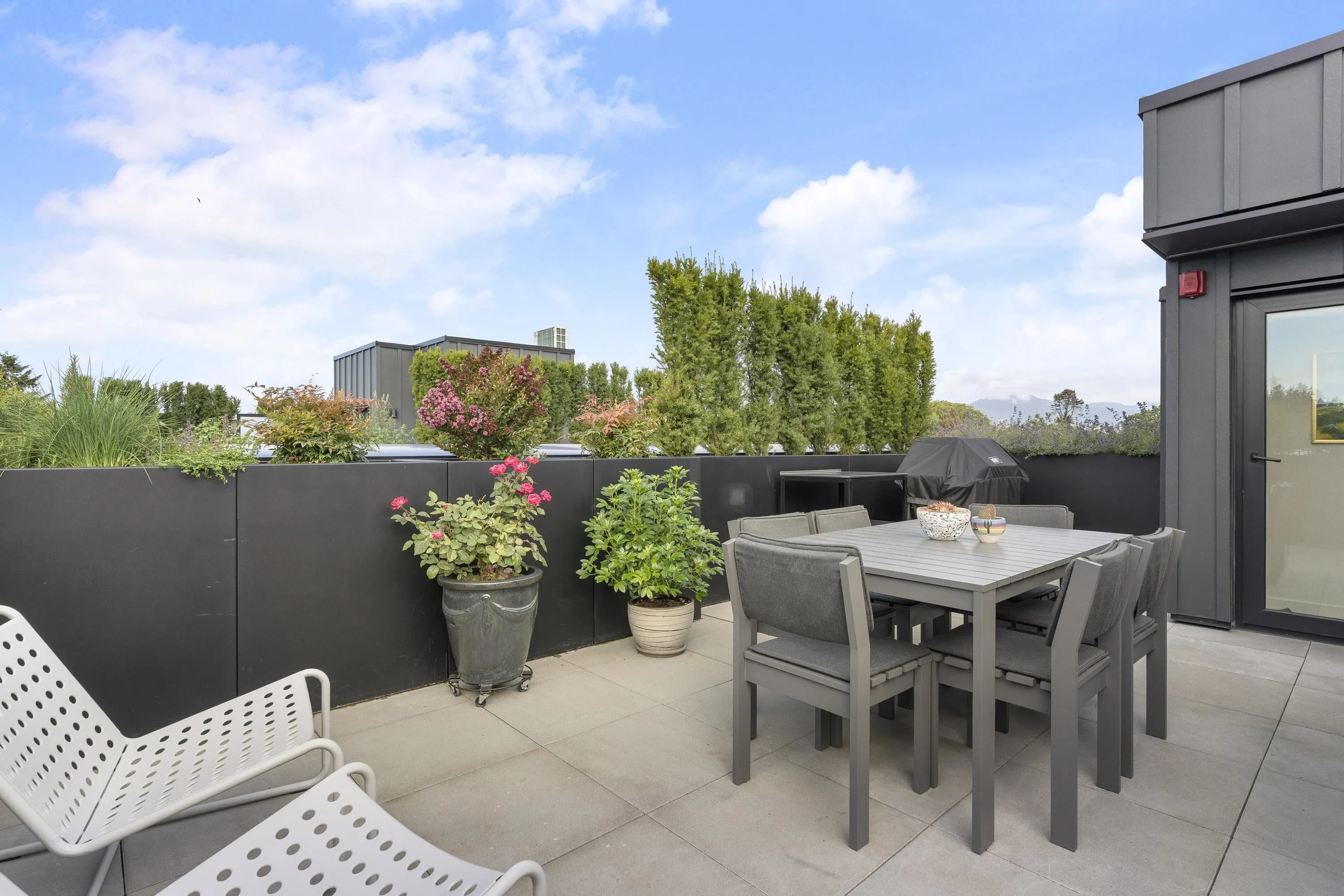 157 W King Edward Avenue #102