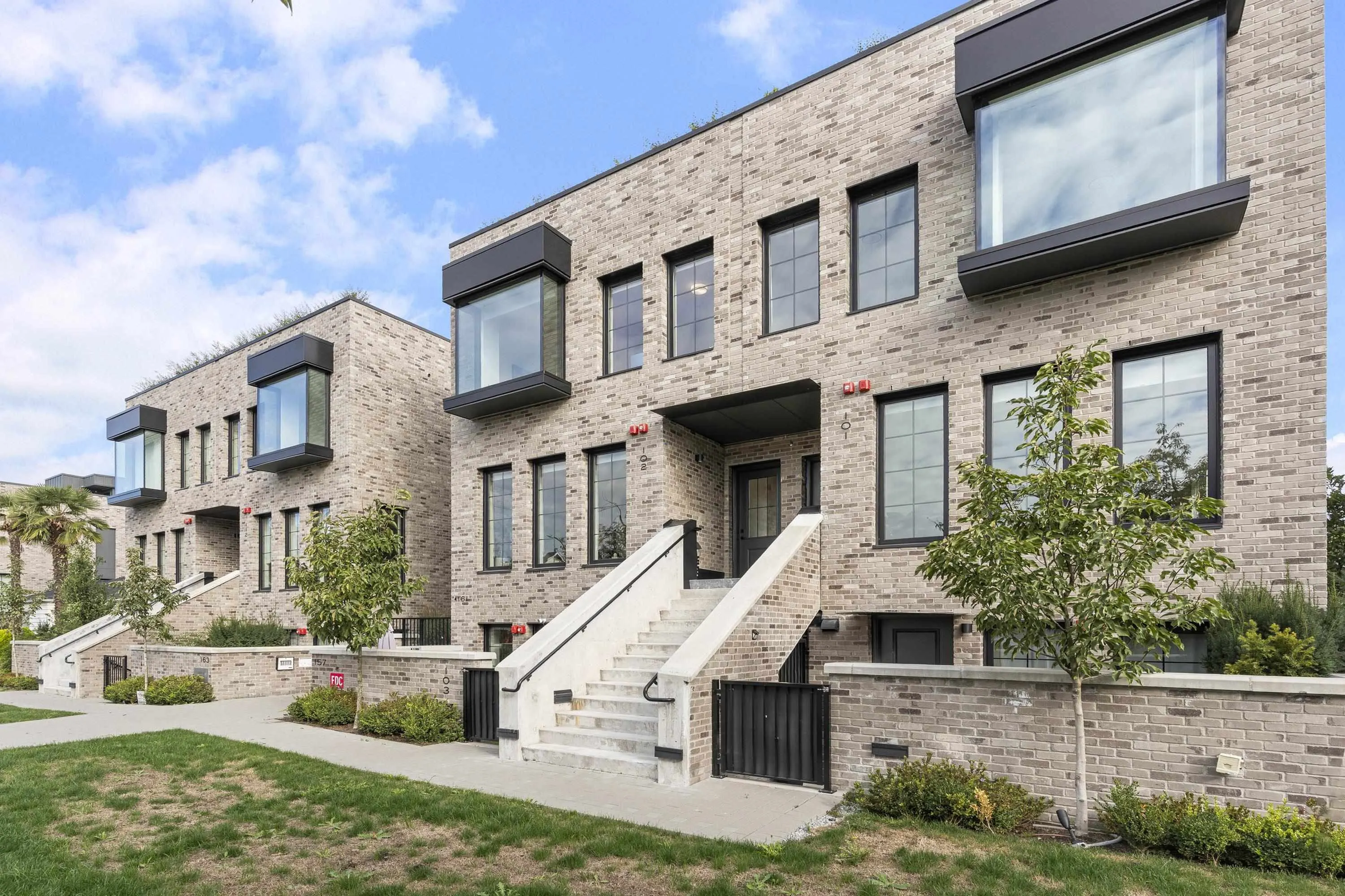 157 W King Edward Avenue #102