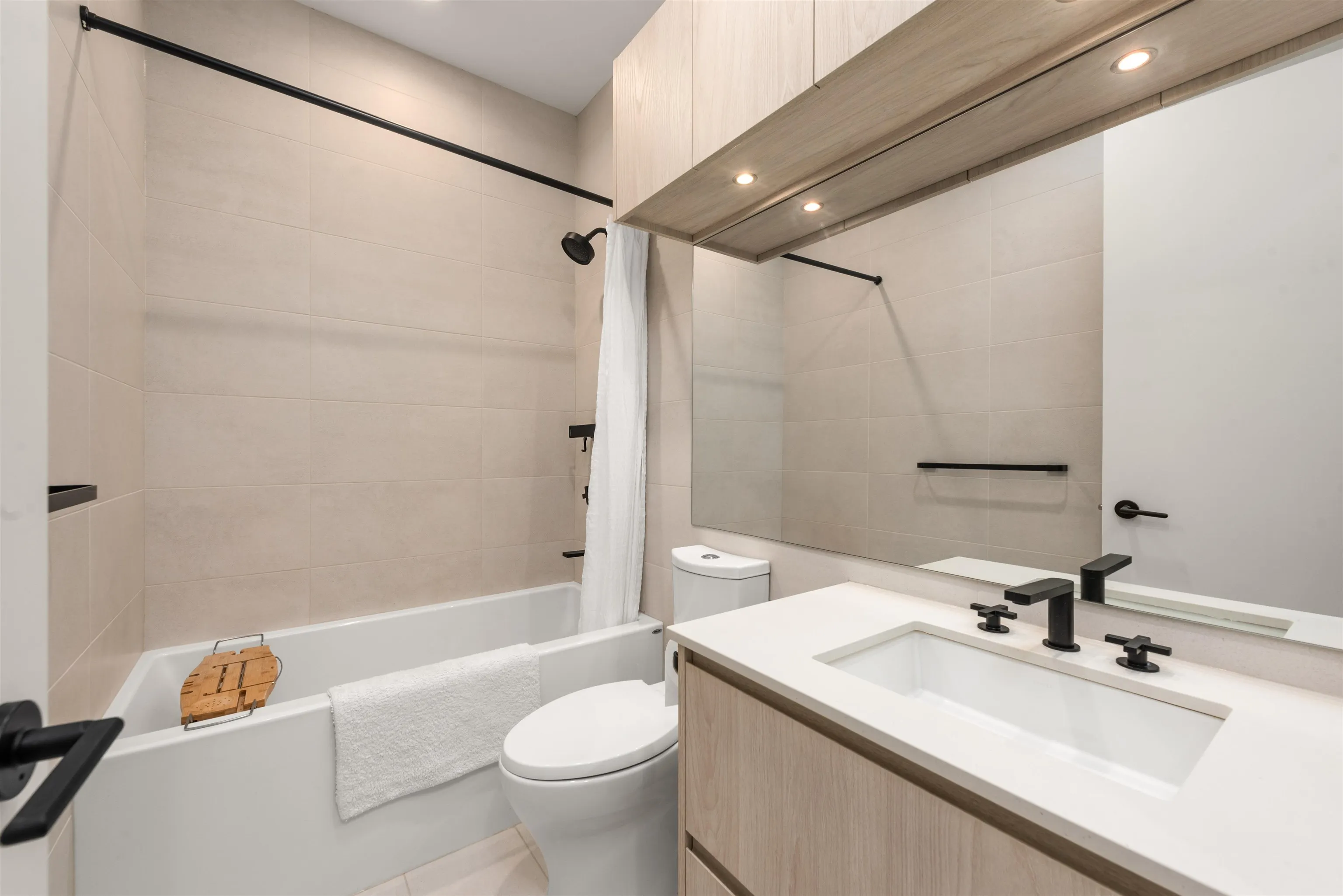 300 Salter Street #219