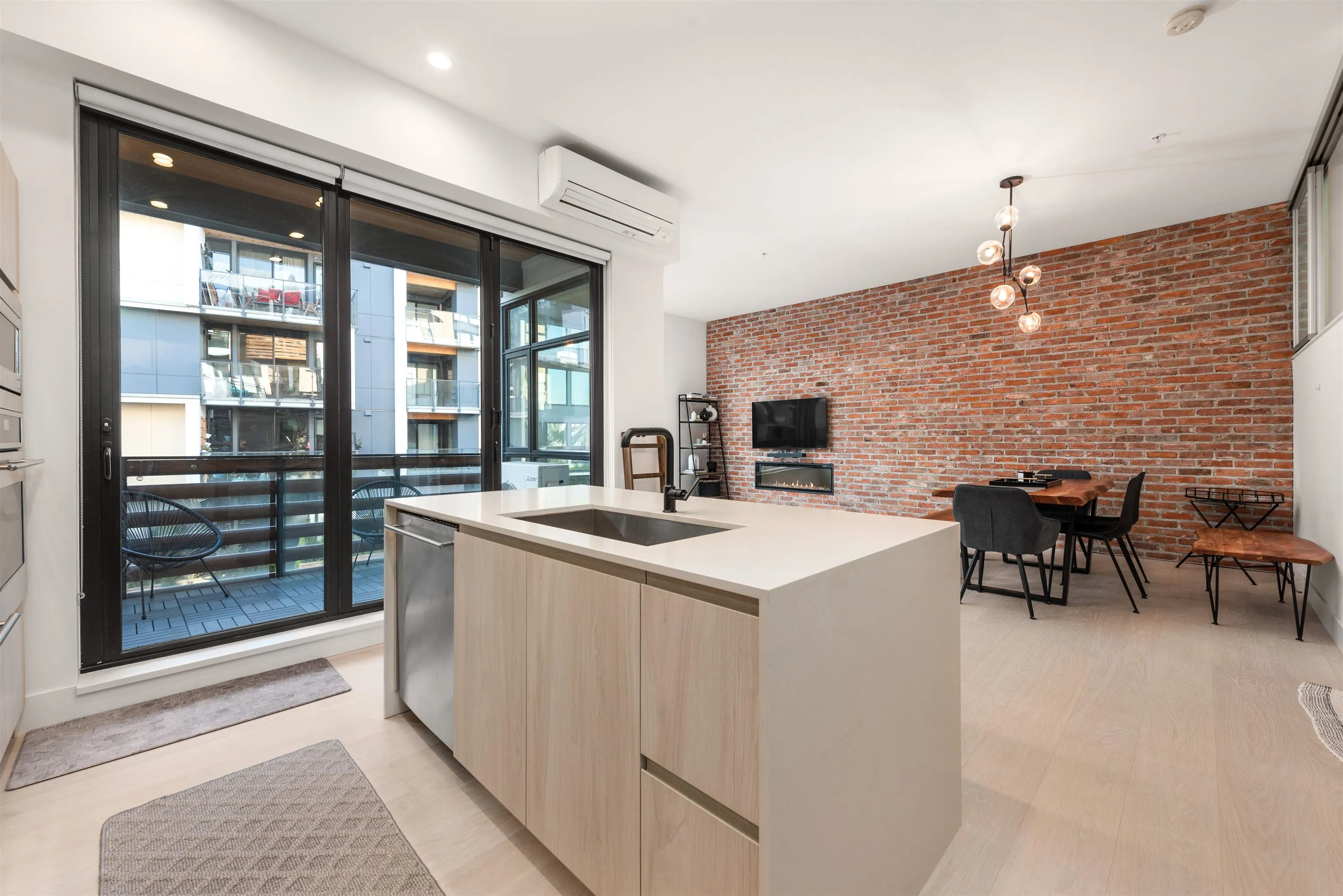 300 Salter Street #219
