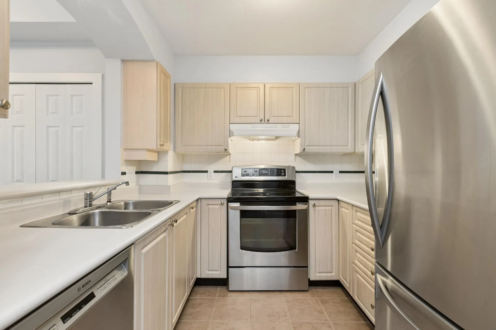 3600 Windcrest Drive #321