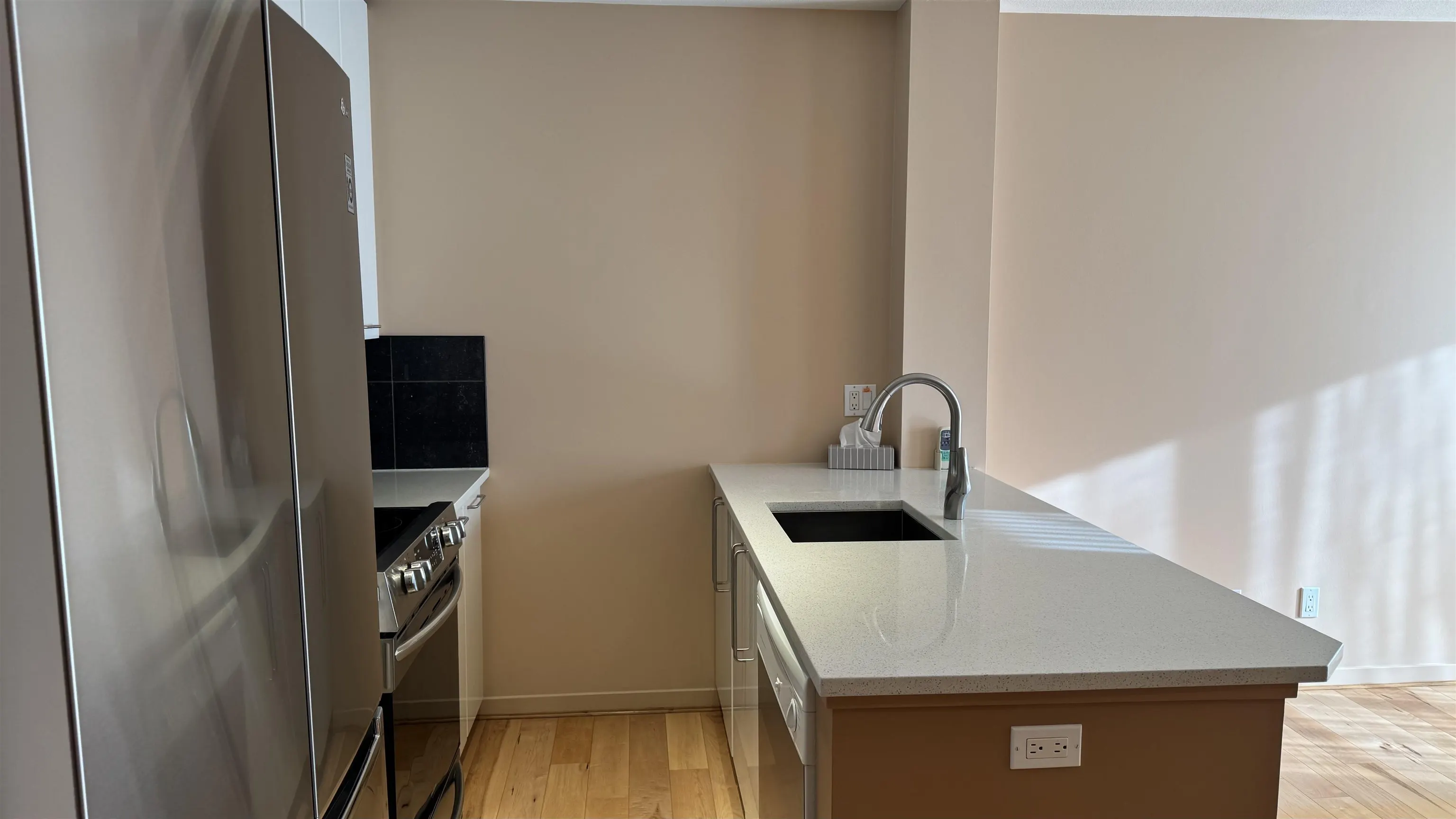 828 Cardero Street #408